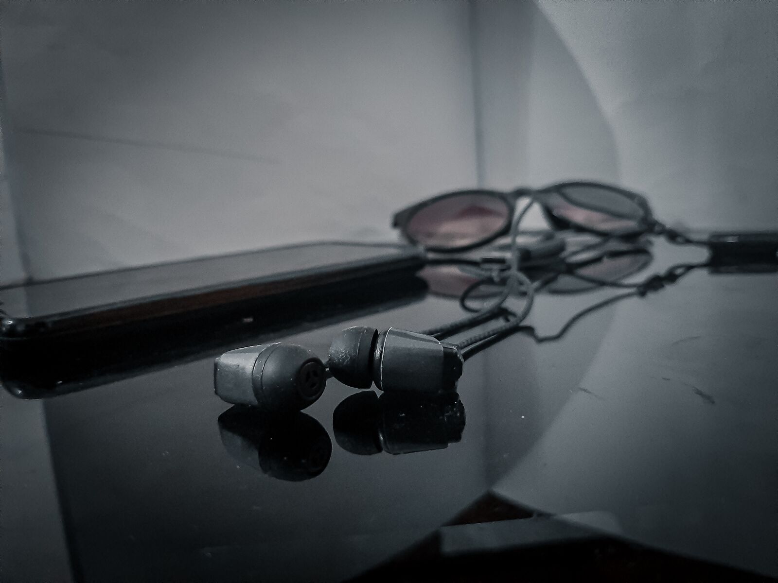 Samsung SM-A307FN sample photo. Headphones, quarantine, lockdown photography