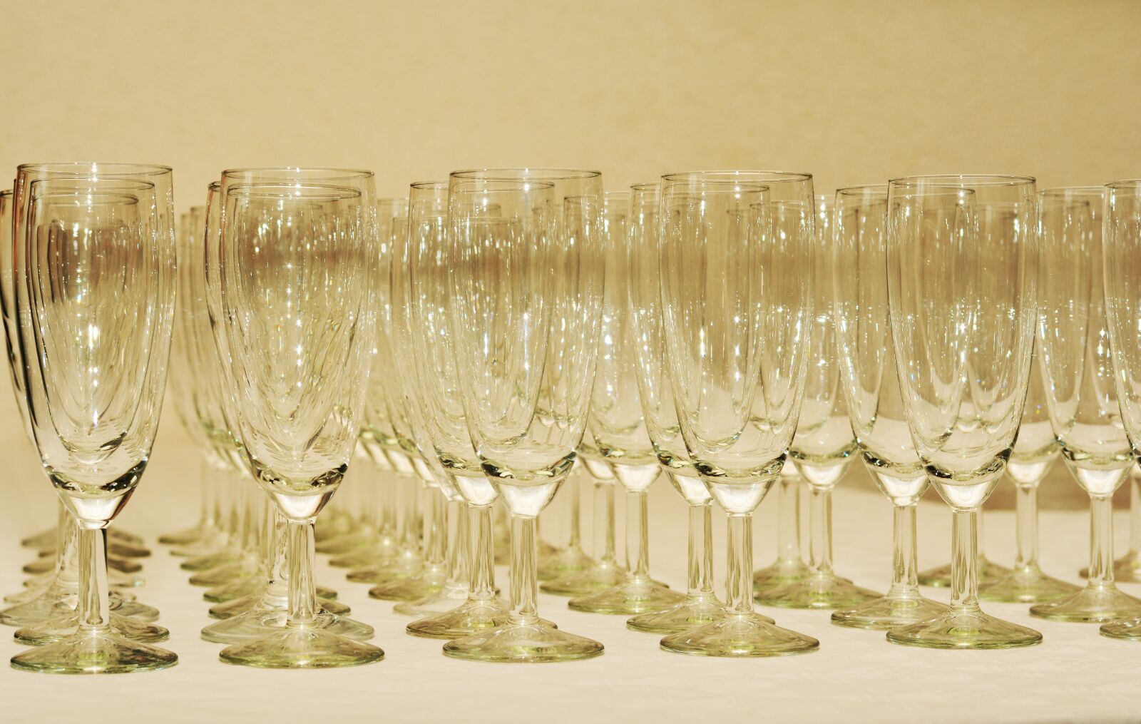 Nikon D5200 sample photo. Glasses, champagne glasses, glass photography