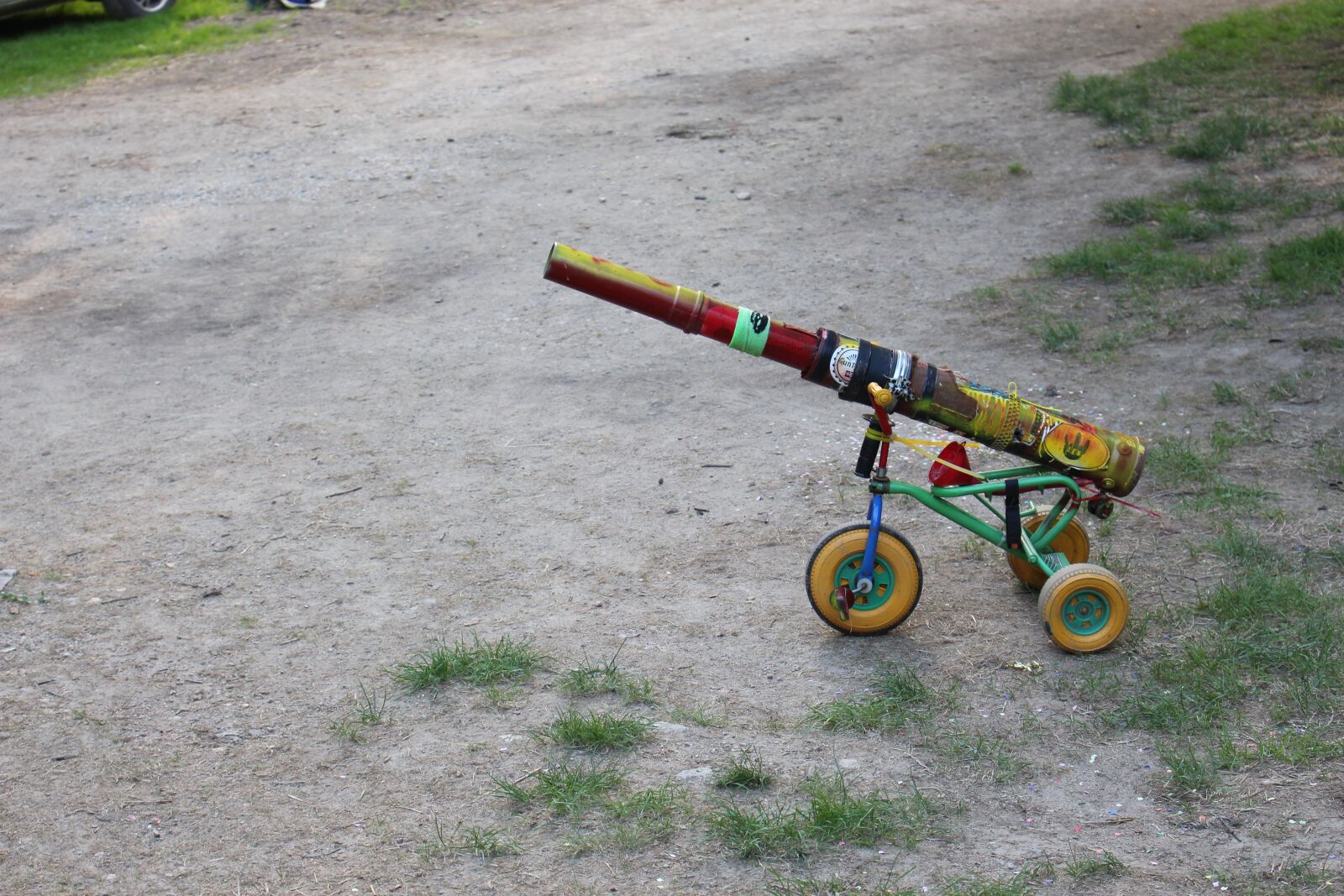 Canon EOS 700D (EOS Rebel T5i / EOS Kiss X7i) sample photo. Creative, toys, motif photography
