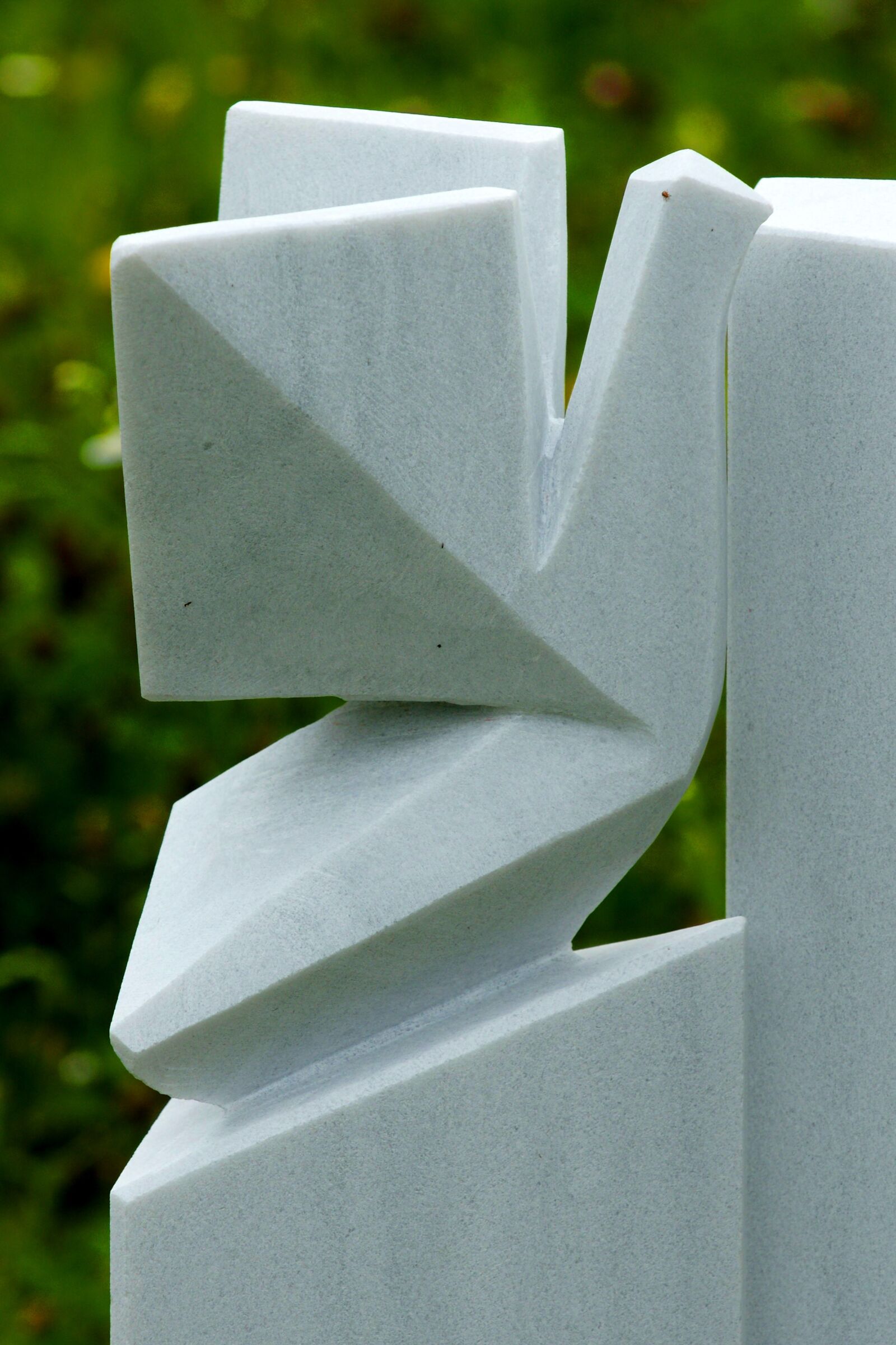 Sony Alpha DSLR-A700 sample photo. Contemplative, cemetery, harmony photography