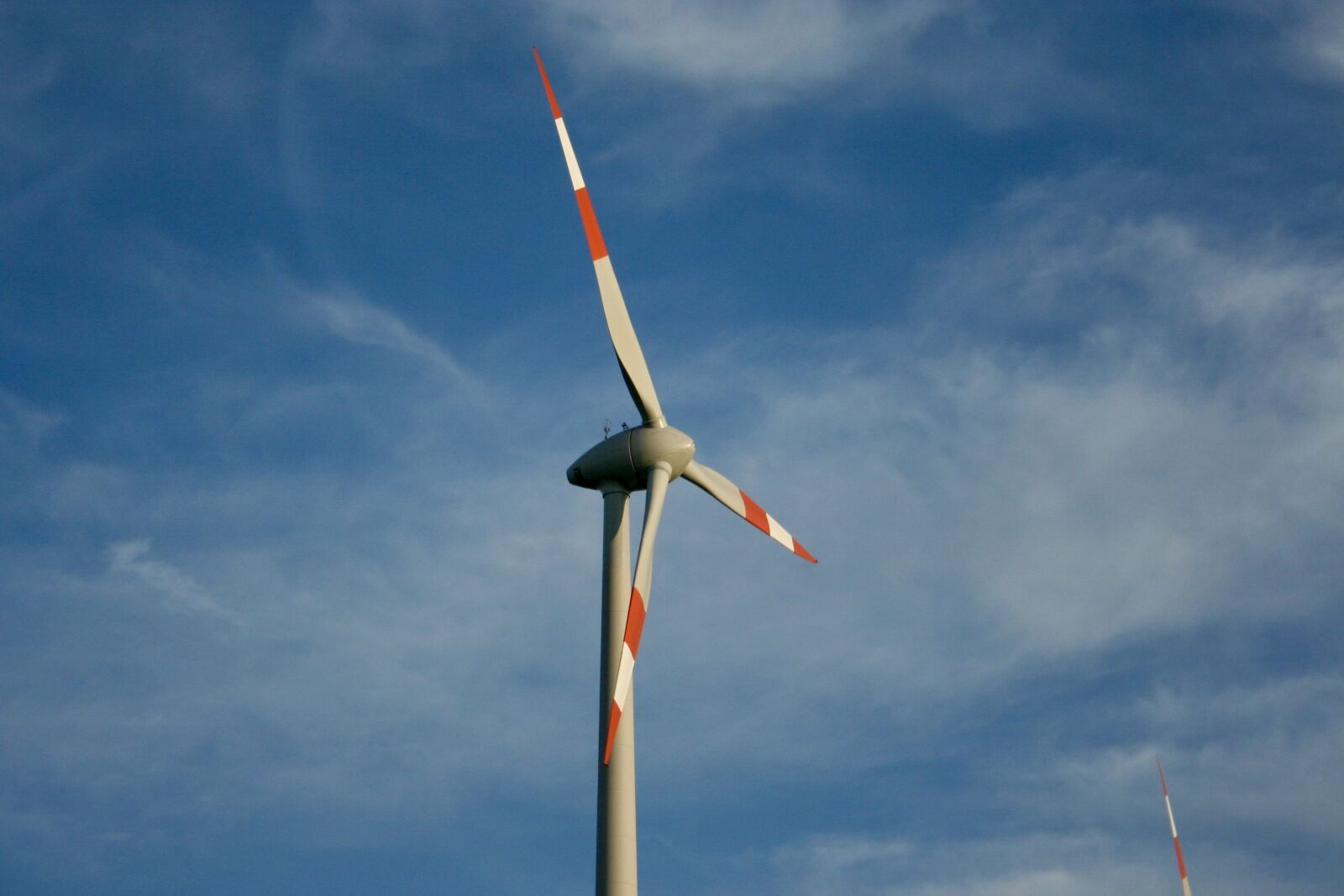 Canon EOS 350D (EOS Digital Rebel XT / EOS Kiss Digital N) sample photo. Eco, energy, windmill photography