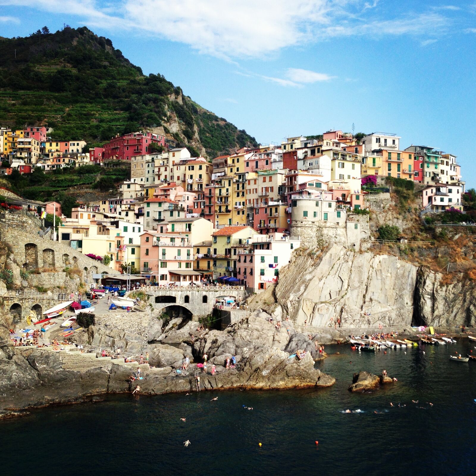 Apple iPhone 5 sample photo. Cinque terre, italy, rock photography