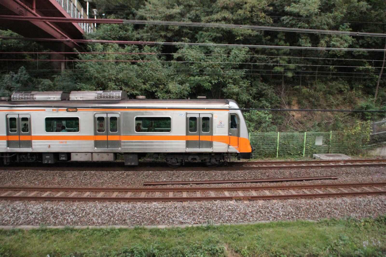 Canon EOS 600D (Rebel EOS T3i / EOS Kiss X5) sample photo. Travel, nature, train photography