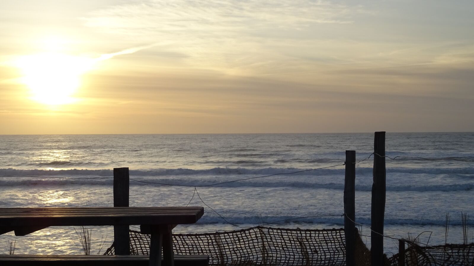 Sony DSC-HX60 sample photo. Sunset, ocean, beach photography