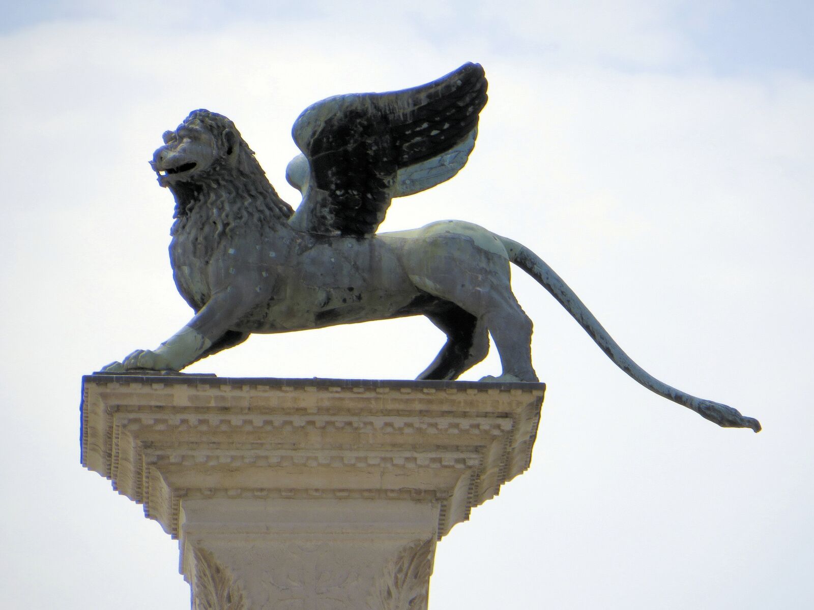 Canon PowerShot SX270 HS sample photo. Venice, lion, winged photography