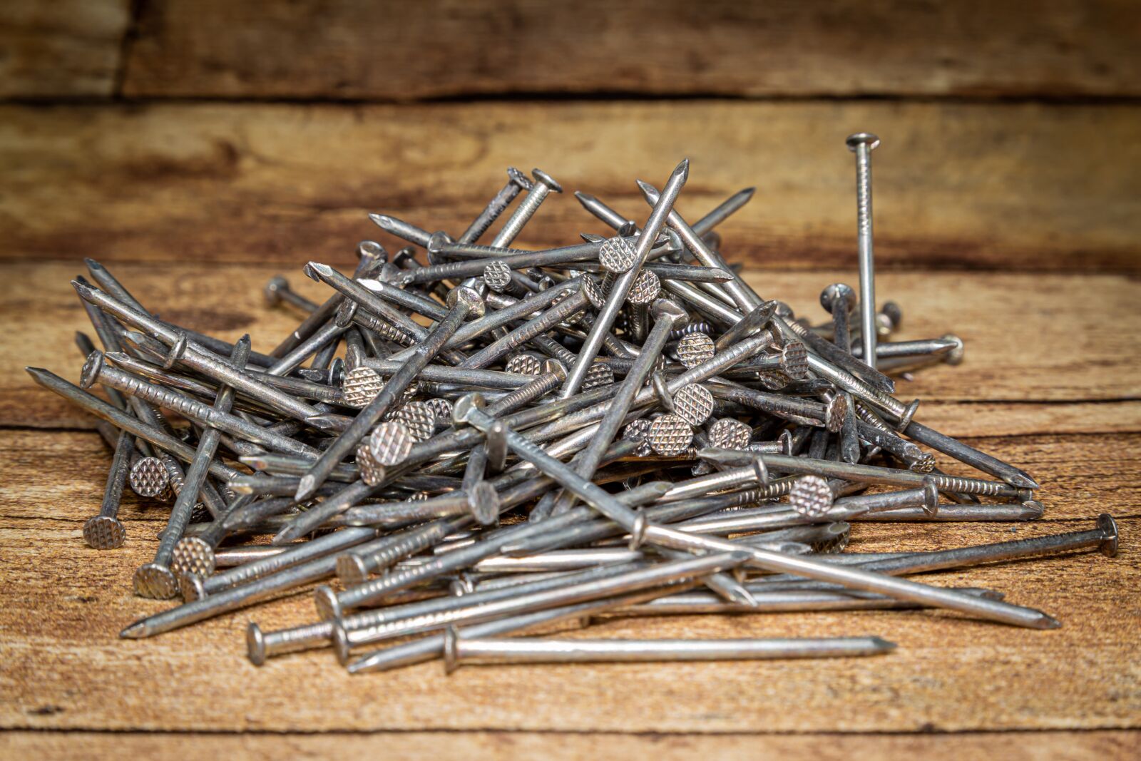 Canon EOS 6D + Canon EF 24-105mm F4L IS USM sample photo. Nails, flat head, steel photography