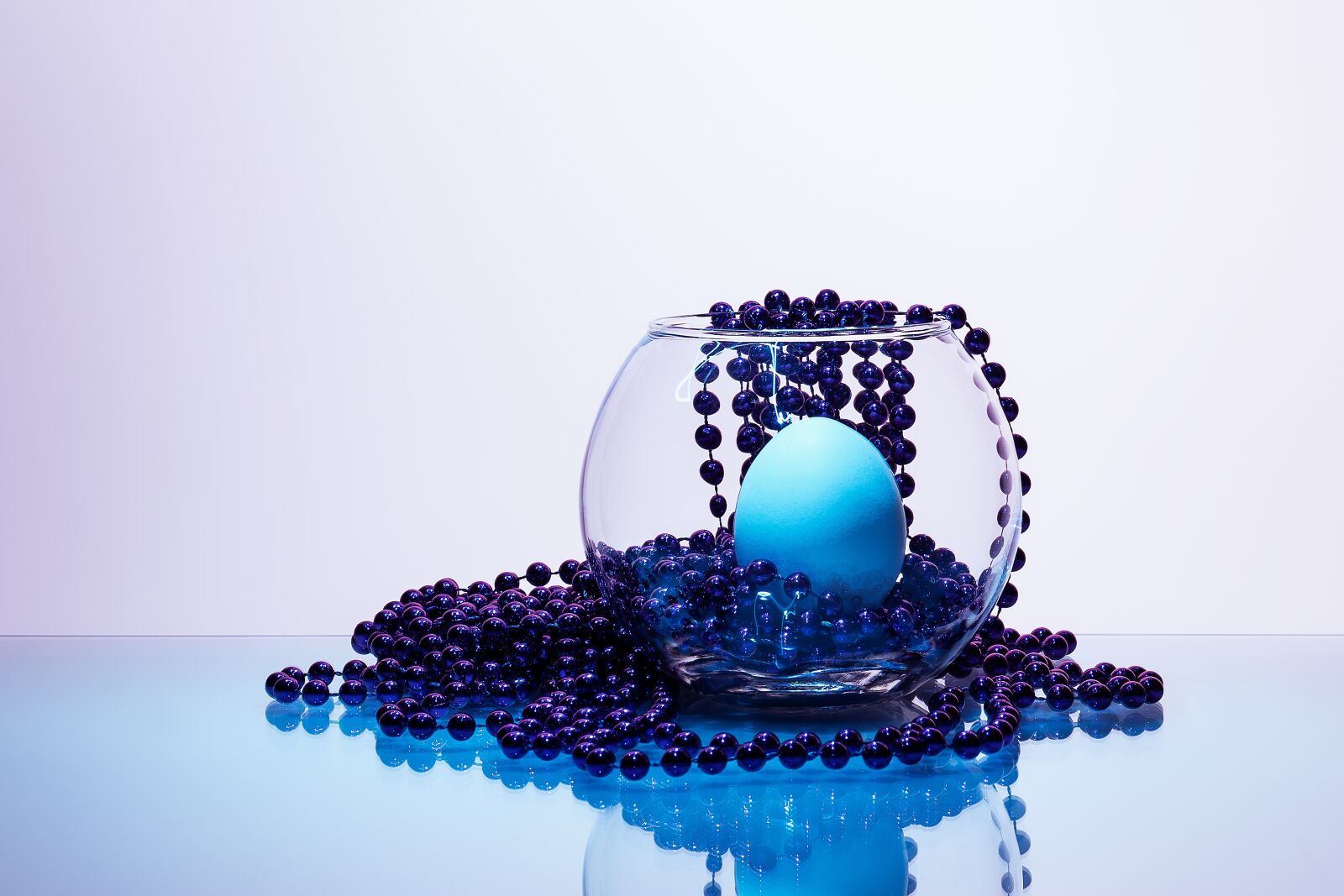 Canon EF 85mm F1.8 USM sample photo. Egg, easter, color photography