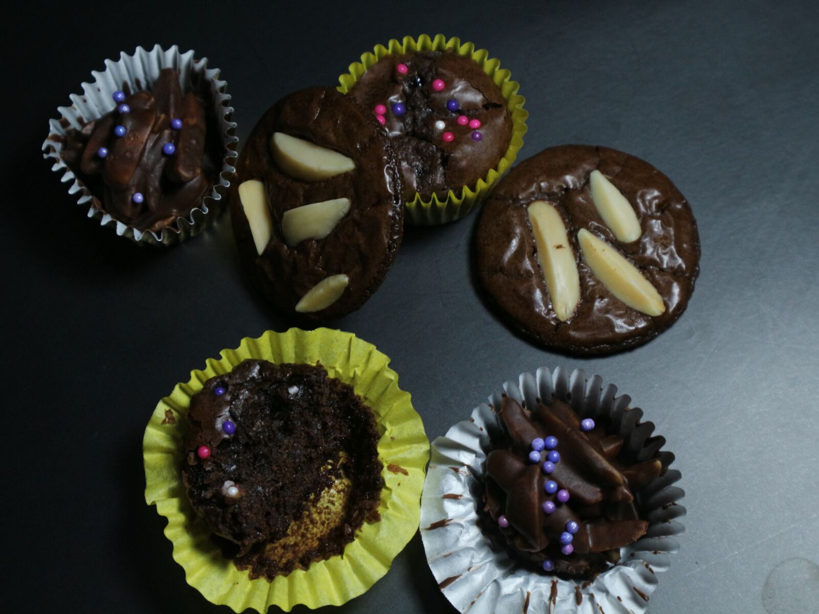 Canon EF-M 15-45mm F3.5-6.3 IS STM sample photo. Food, cookie, cookies photography