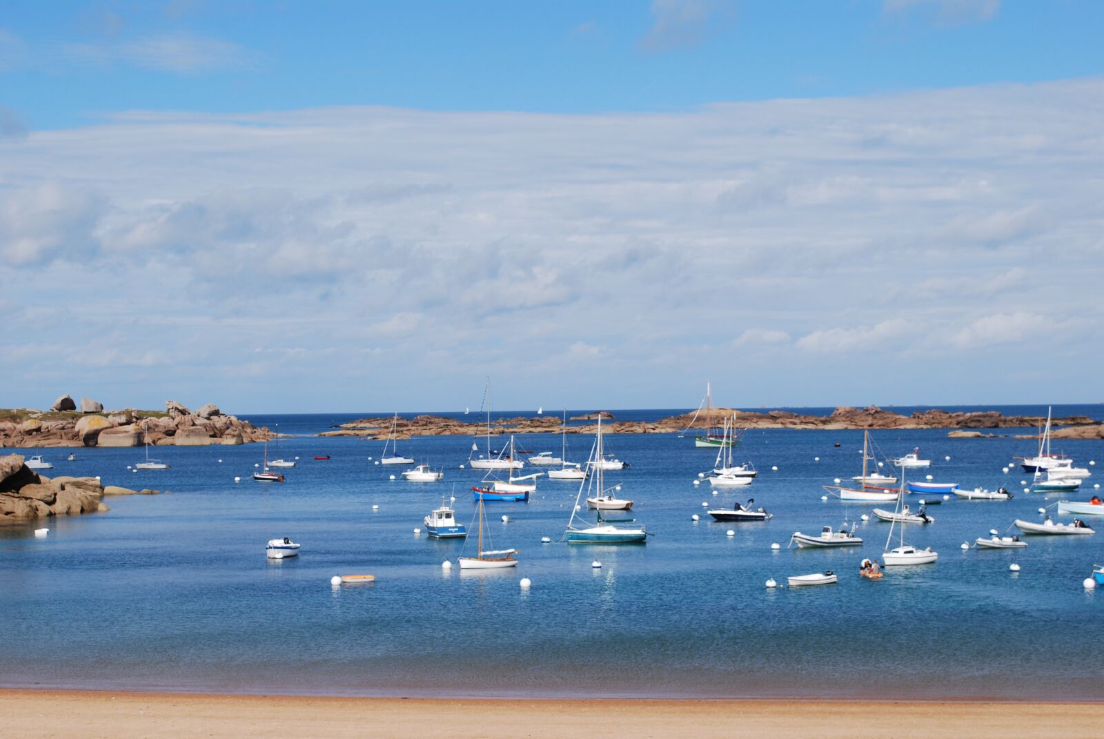Nikon D60 sample photo. Brittany, sea, boats photography