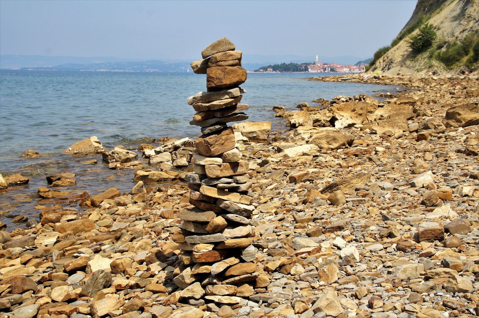 Sony SLT-A58 sample photo. Cairn, stone tower, pyramid photography