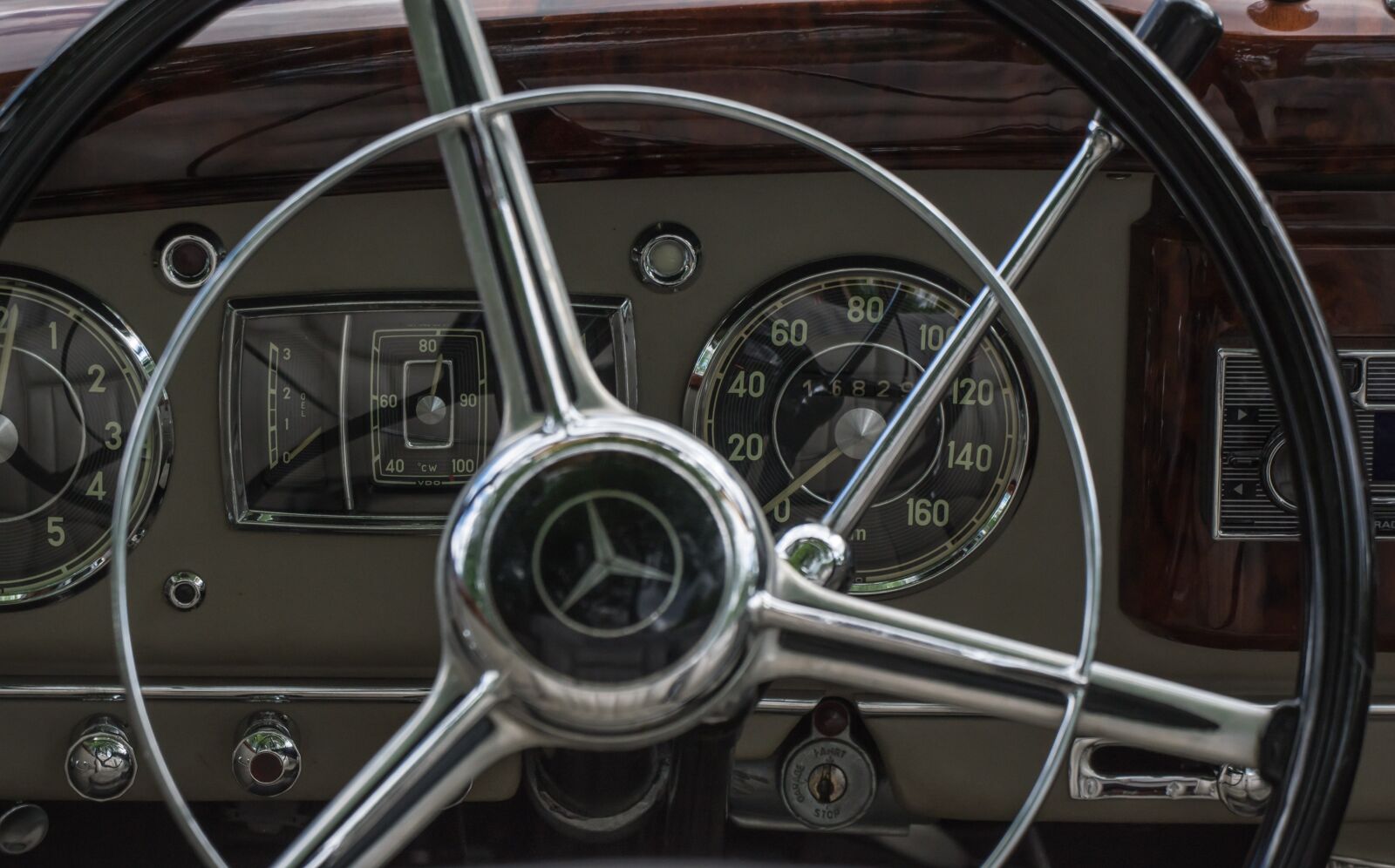 Pentax K-3 sample photo. Automotive, cockpit, mercedes photography