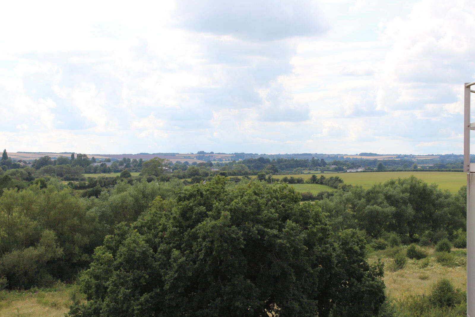 Canon EOS 1200D (EOS Rebel T5 / EOS Kiss X70 / EOS Hi) sample photo. Cotswolds, country, countryside, green photography