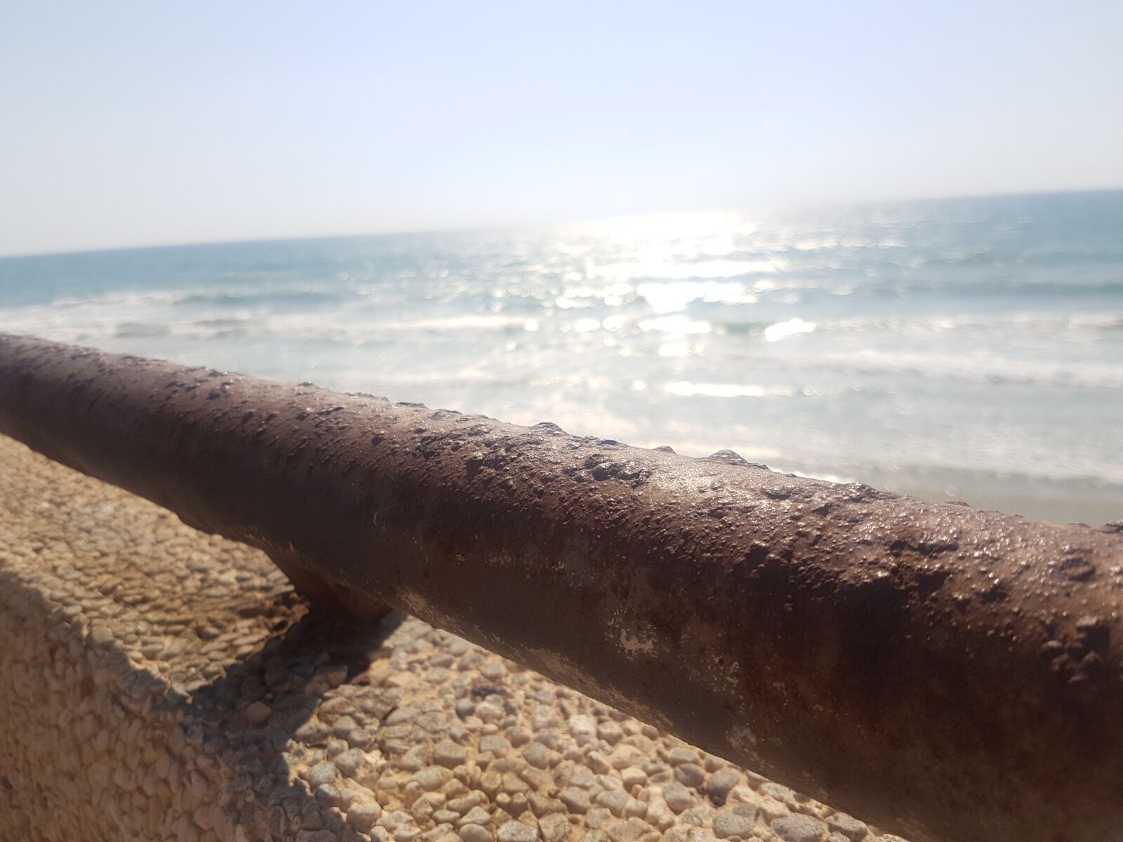 Samsung Galaxy S7 sample photo. Rock, sea, beach photography