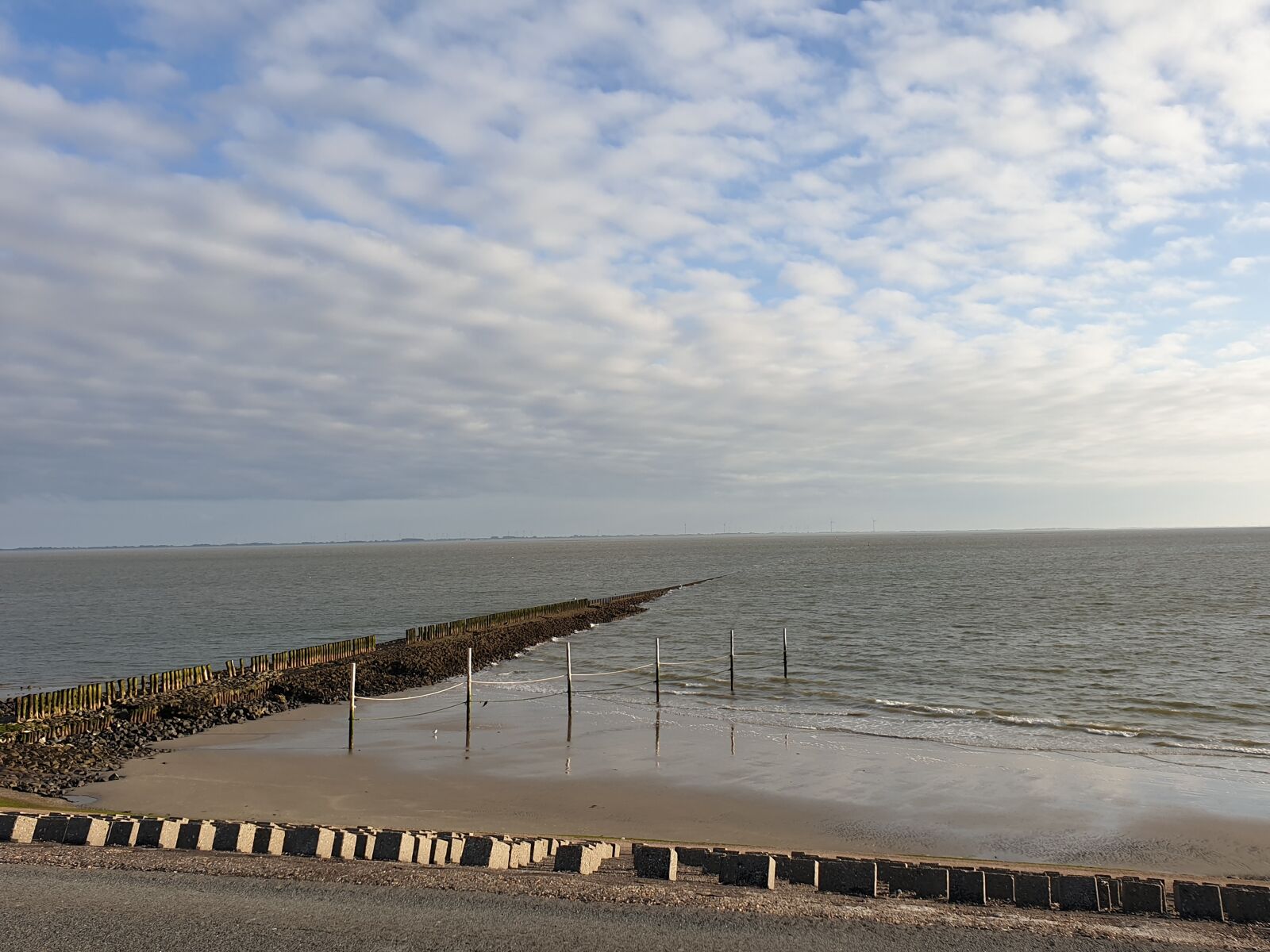 Samsung Galaxy S9+ sample photo. Breakwater, north sea, sea photography