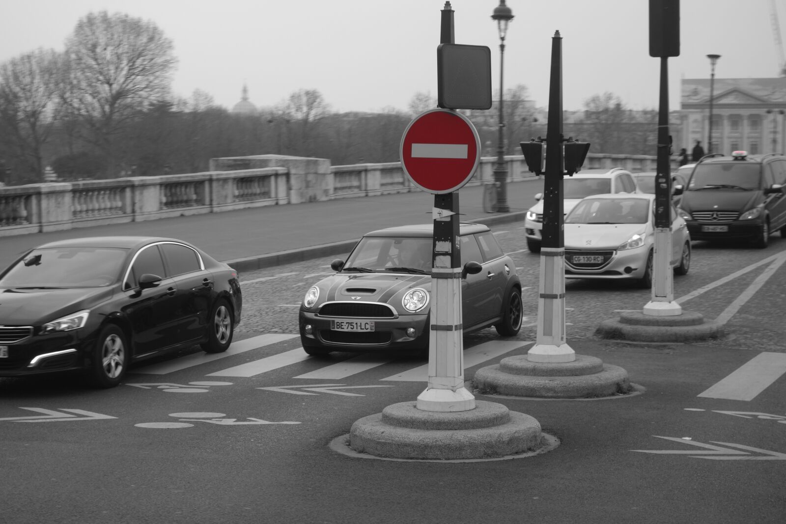 Sony Cyber-shot DSC-RX100 sample photo. Car, transportation system, street photography