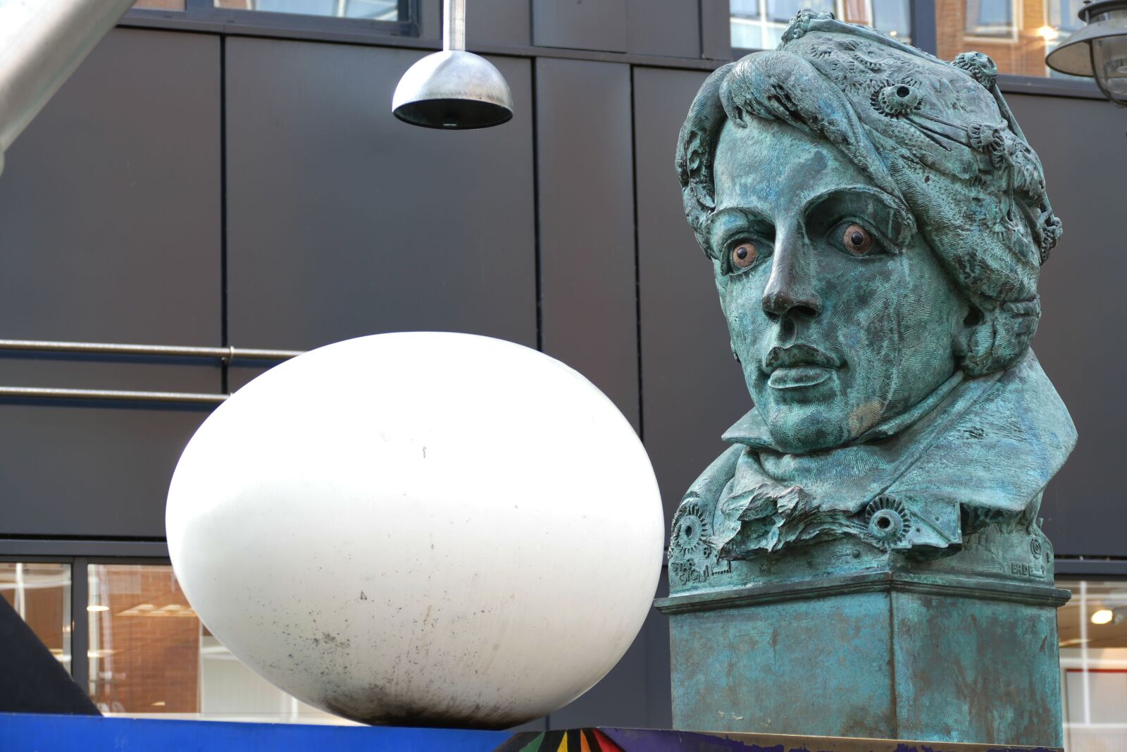 Panasonic Lumix DMC-FZ1000 sample photo. Bremen, historic center, historically photography