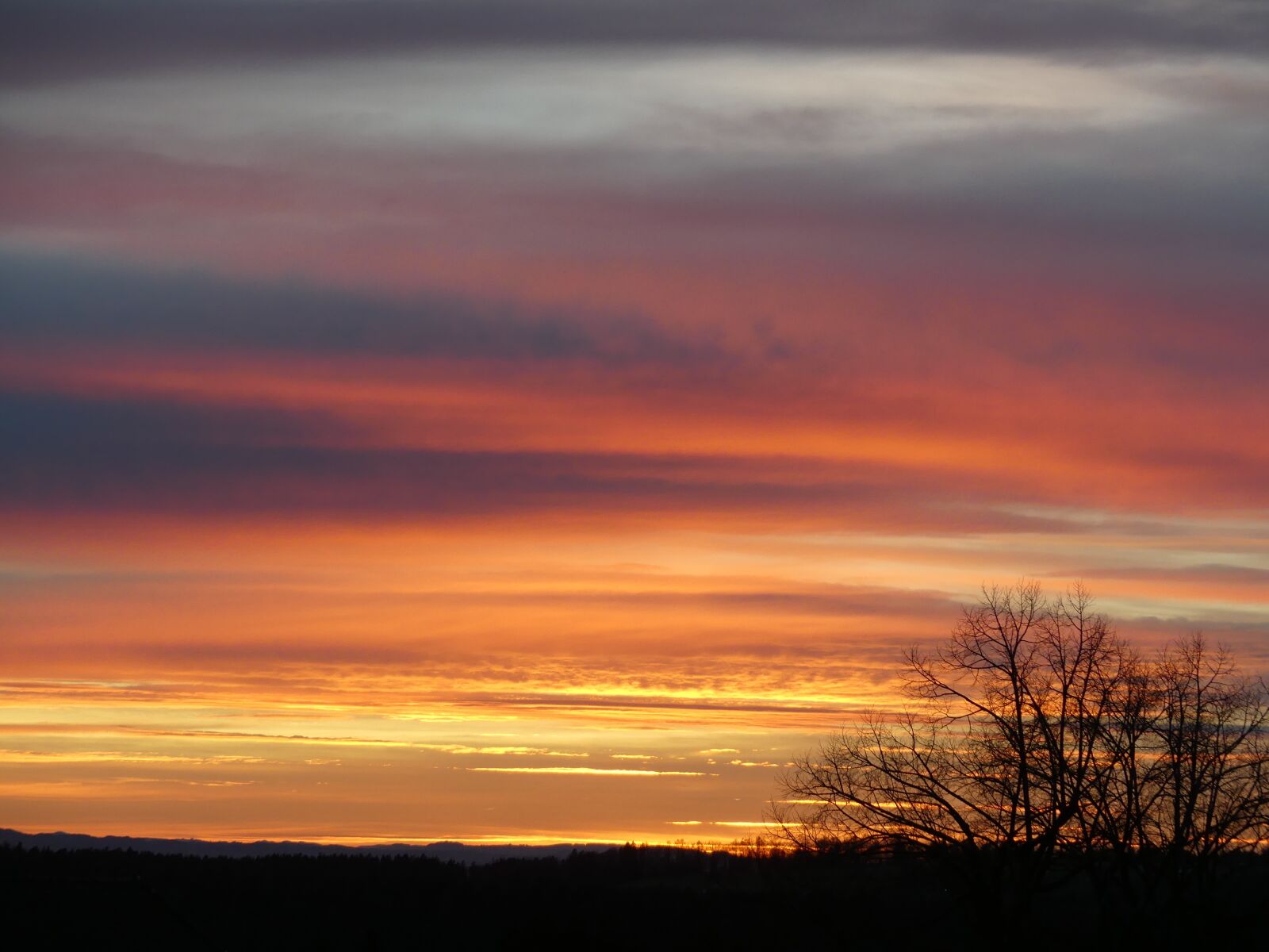 Panasonic Lumix DMC-FZ300 sample photo. Afterglow, sky, twilight photography