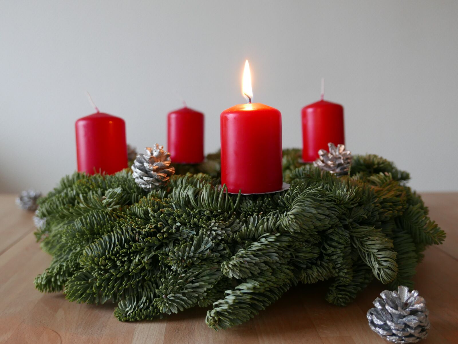 Panasonic Lumix DMC-LX100 sample photo. Advent wreath, advent, christmas photography