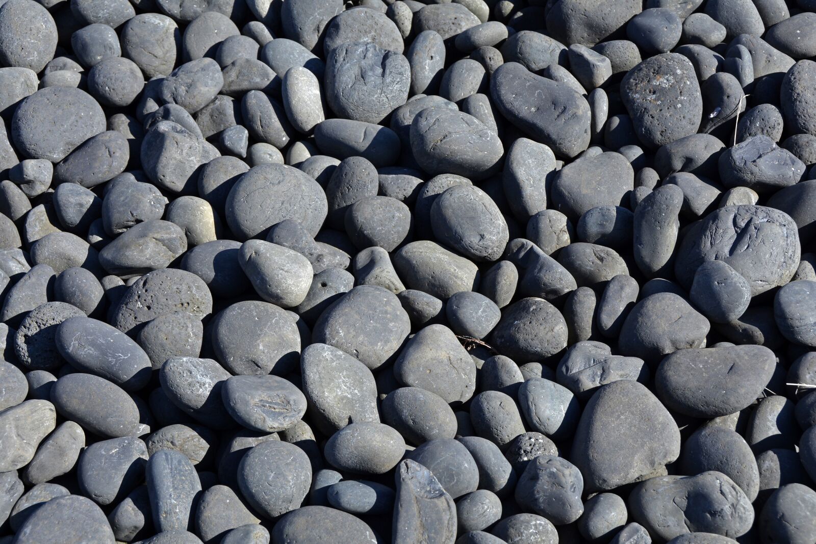 Nikon D7100 sample photo. Stones, smooth, round photography