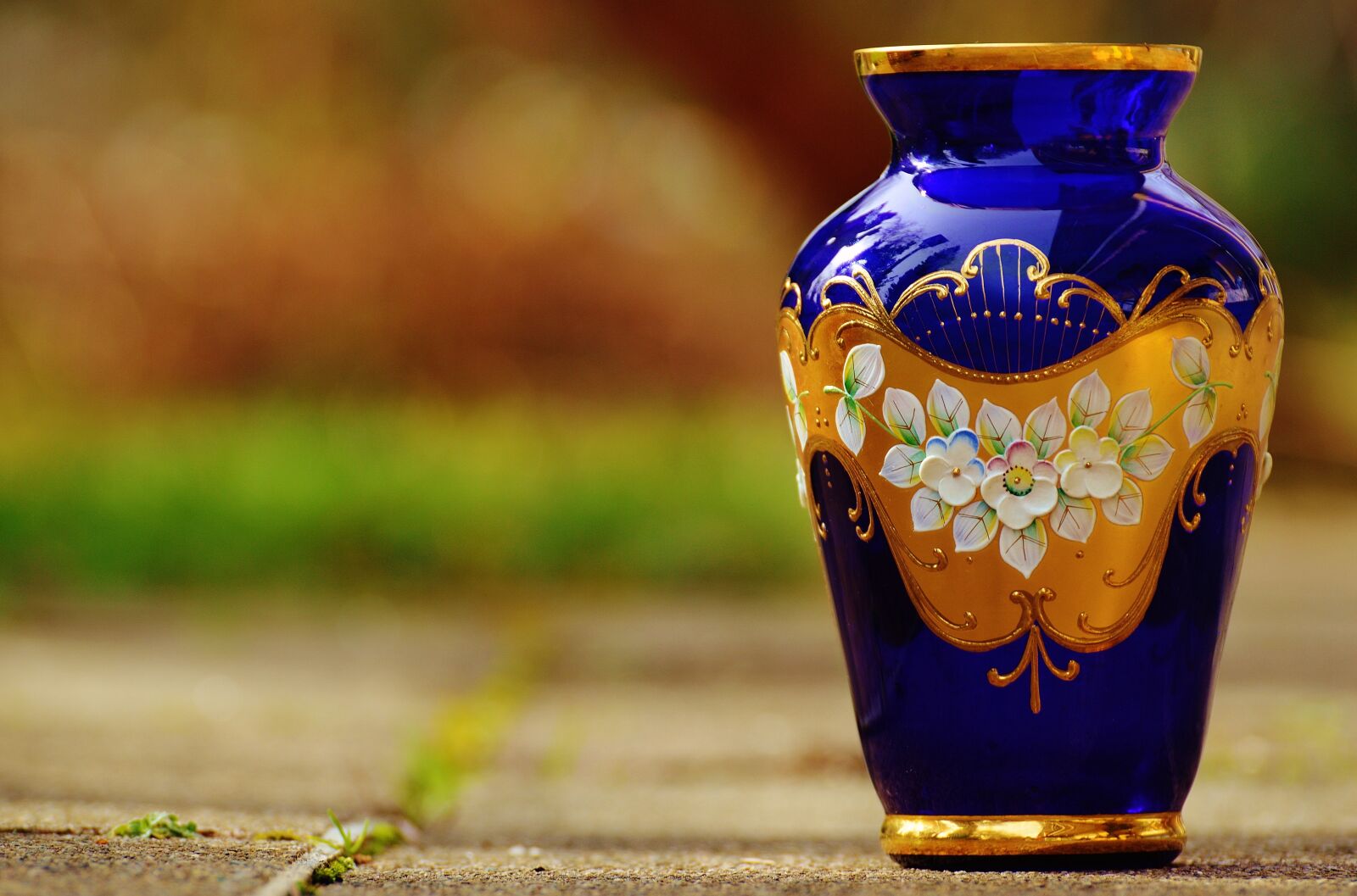 Nikon D3200 sample photo. Vase, blue, glass photography