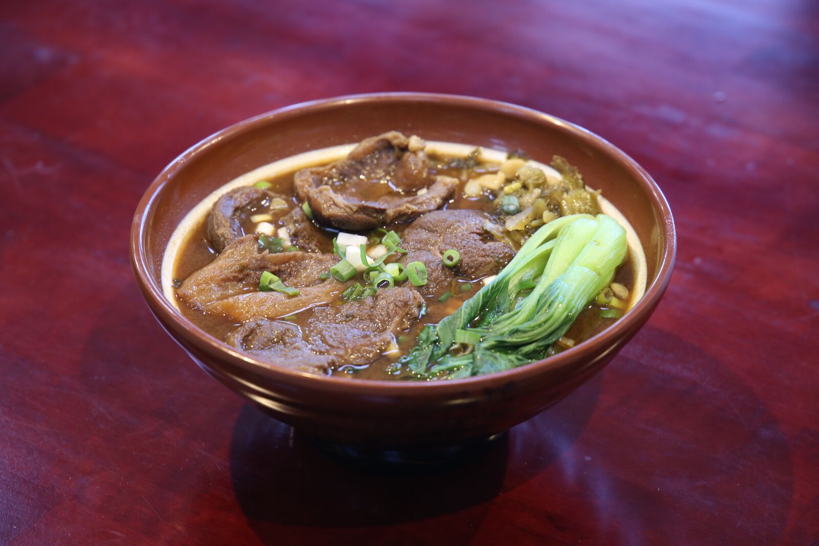Canon EOS 5D Mark III + Canon EF 24-105mm F3.5-5.6 IS STM sample photo. Soup, chinese soup, beef photography