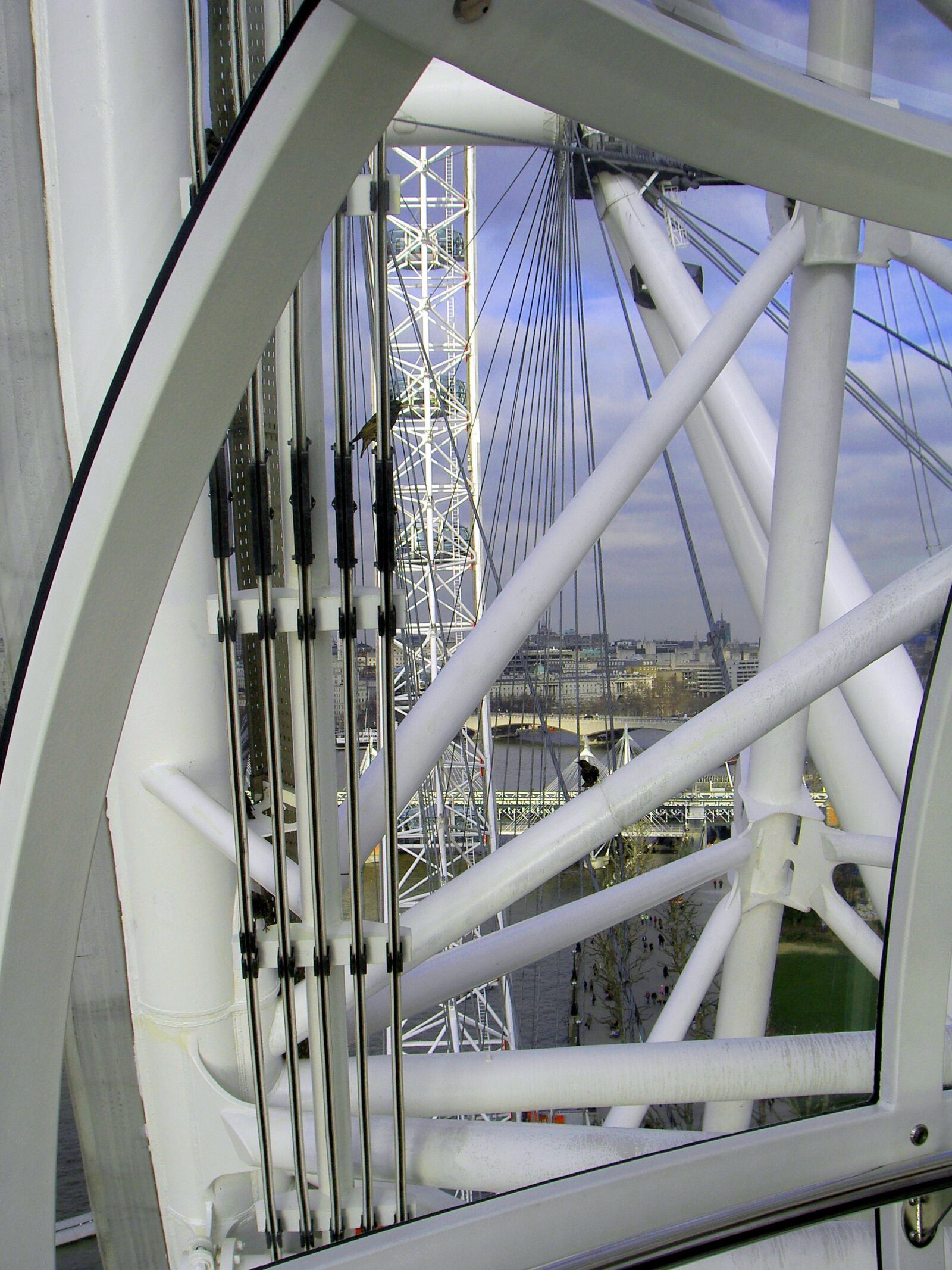 KONICA MINOLTA DiMAGE G500 sample photo. London, london eye, attraction photography