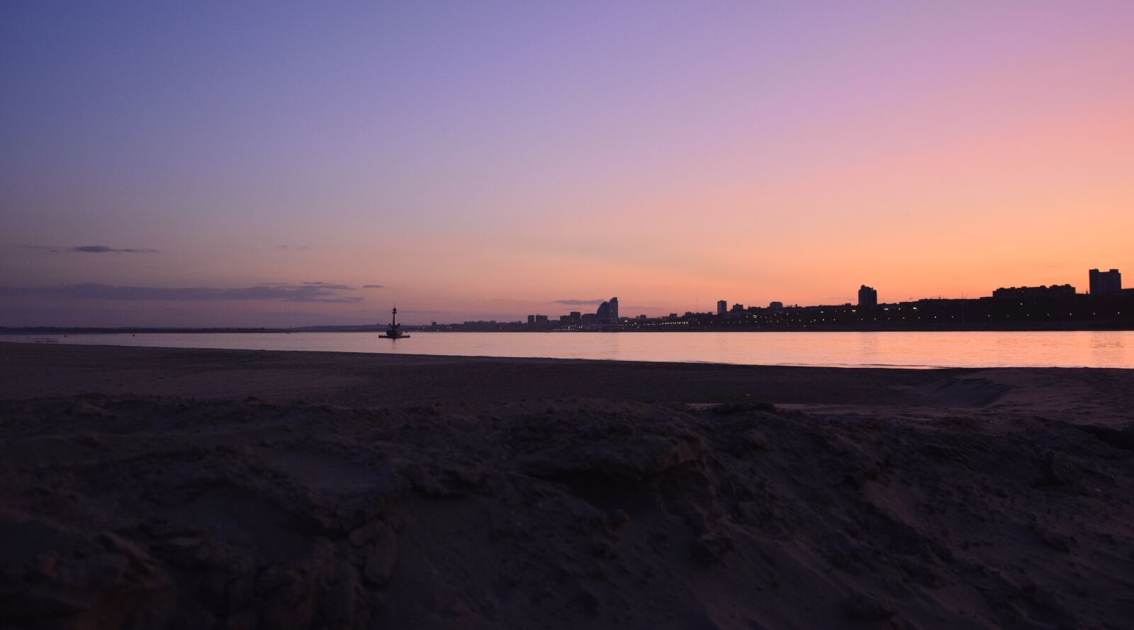 Nikon D5200 sample photo. Sunset, city, horizon photography