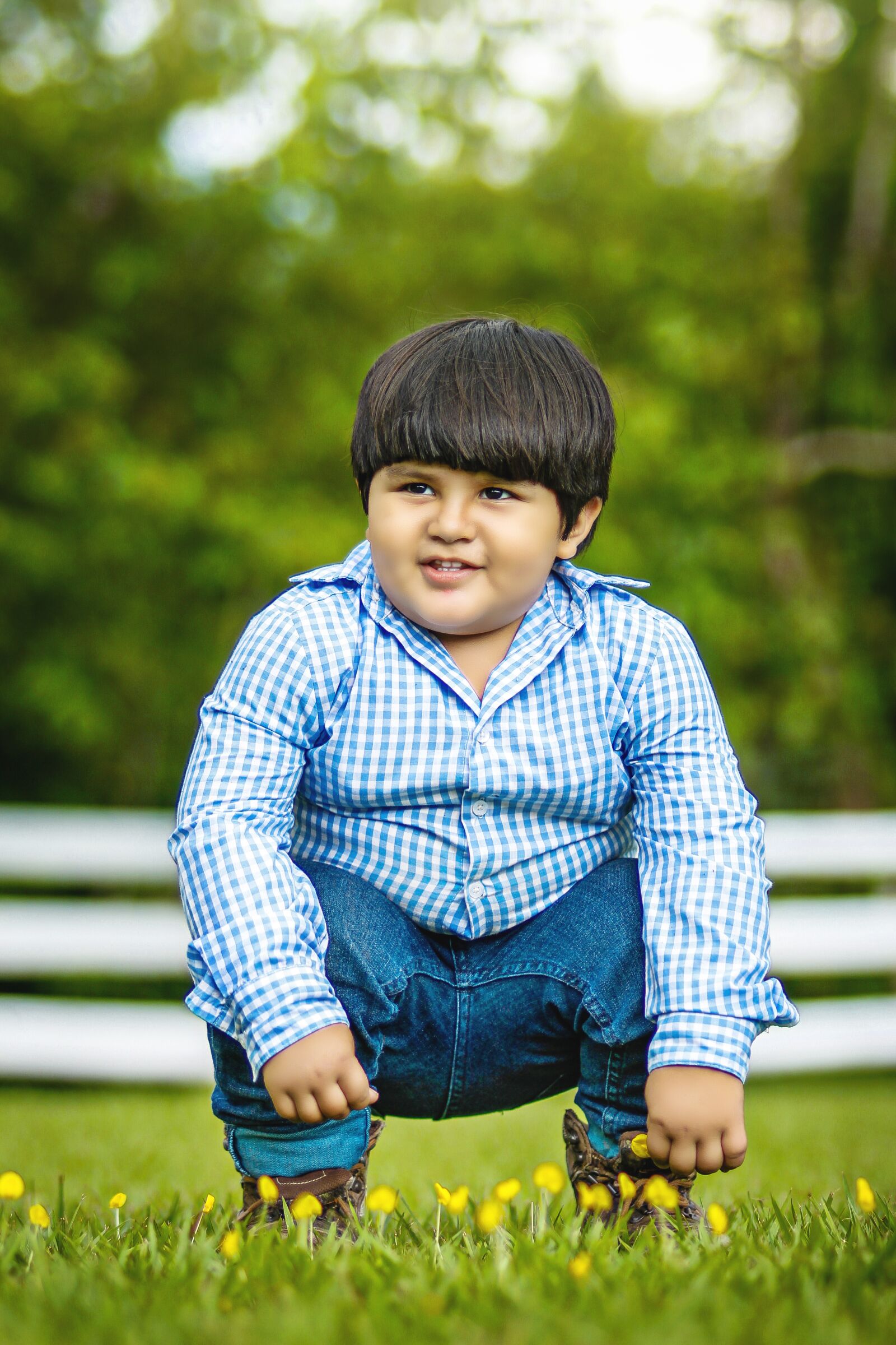 Canon YN85mm f/1.8 DCM sample photo. Child, tender, portrait photography
