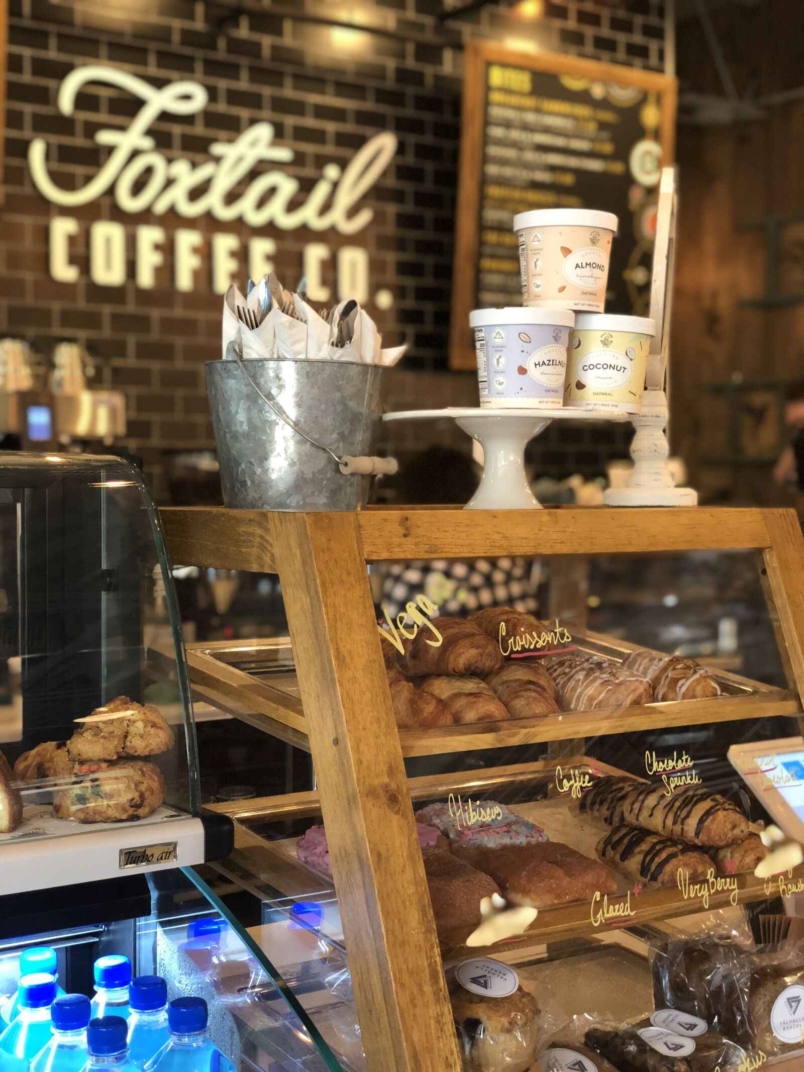 iPhone X back dual camera 6mm f/2.4 sample photo. Coffee shop, bakery, food photography