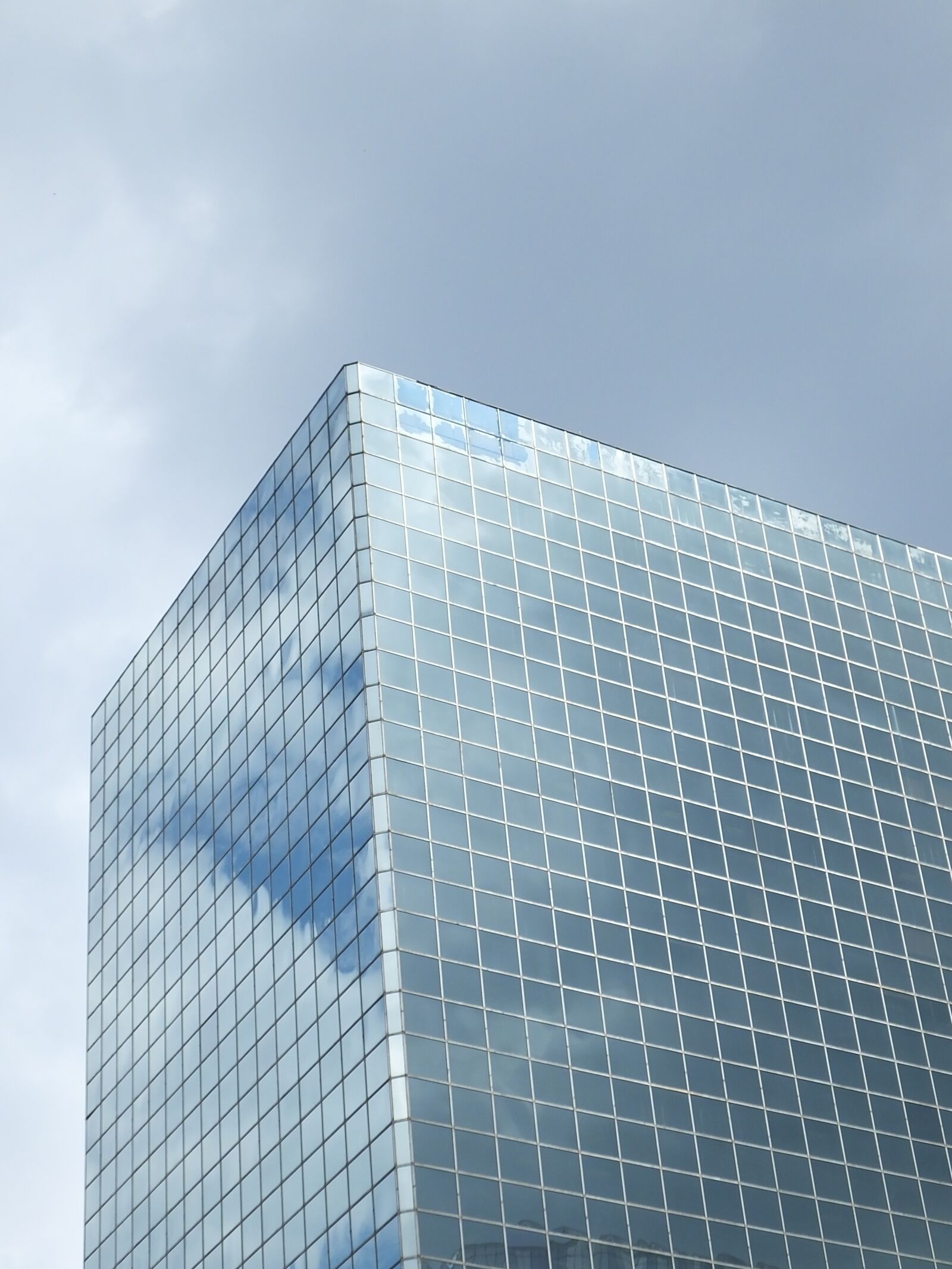 Fujifilm FinePix HS50 EXR sample photo. Building, reflection, architecture photography