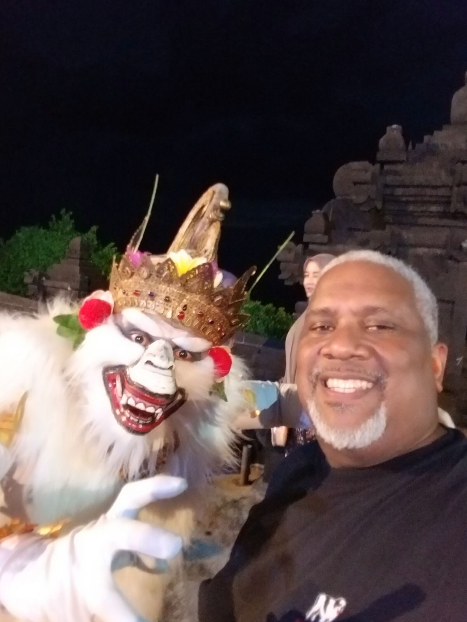 Samsung Galaxy S8+ sample photo. Monkey, man, bali photography