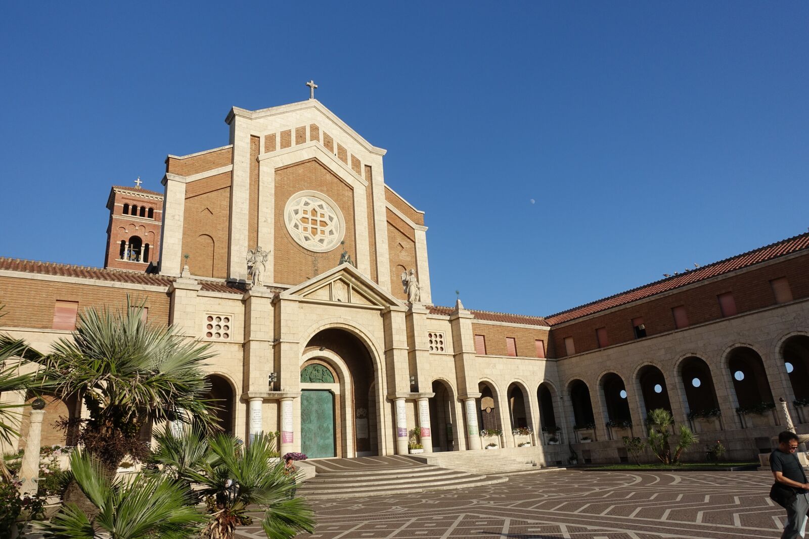 Sony Cyber-shot DSC-RX100 III sample photo. Catholic church, italy, our photography