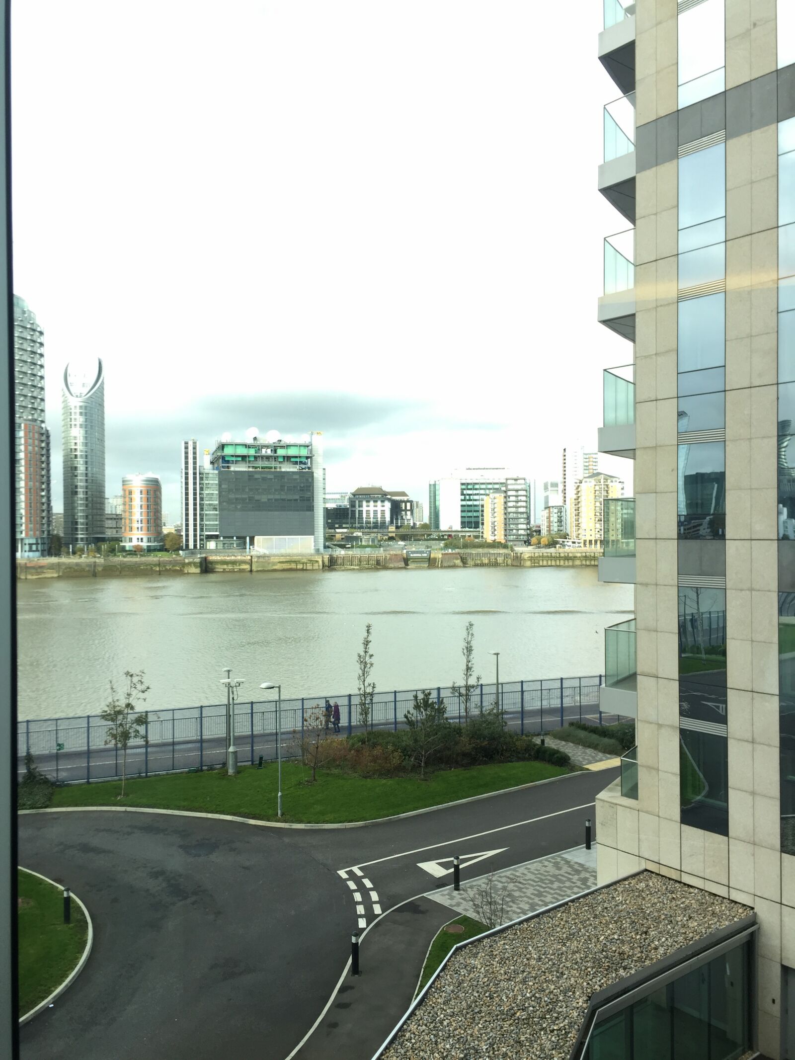 iPhone 6 back camera 4.15mm f/2.2 sample photo. Building, architecture, docklands photography
