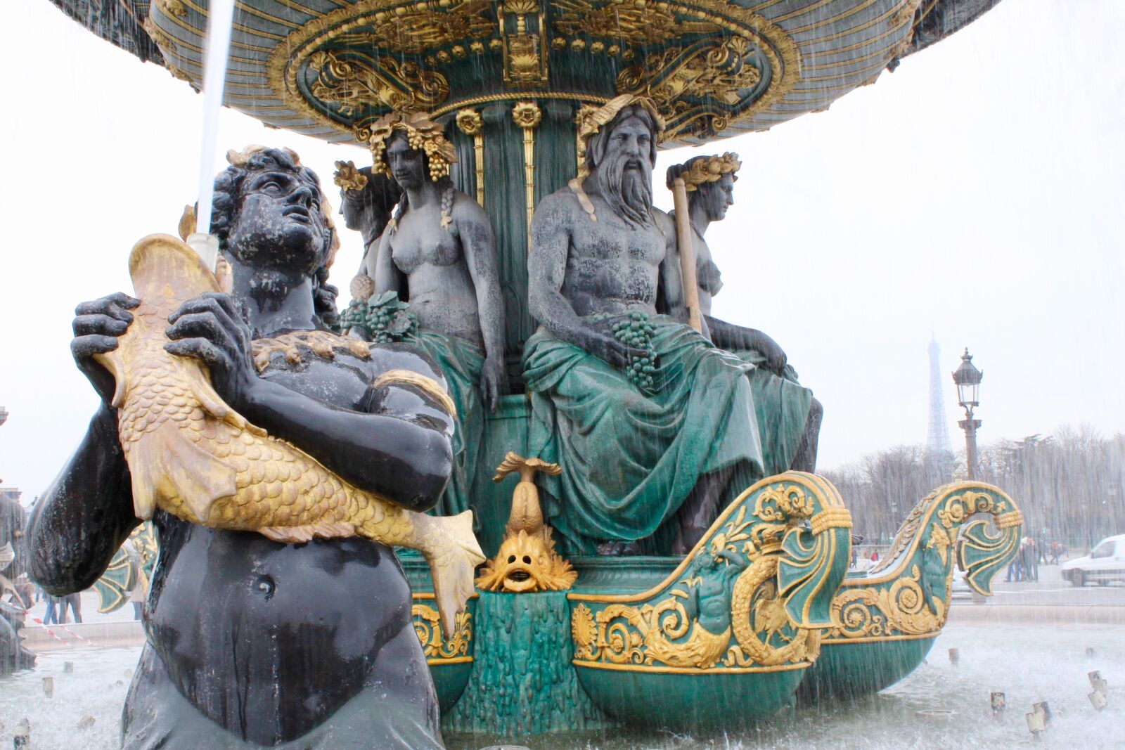 Canon EOS 600D (Rebel EOS T3i / EOS Kiss X5) sample photo. Fountain, paris, statue photography
