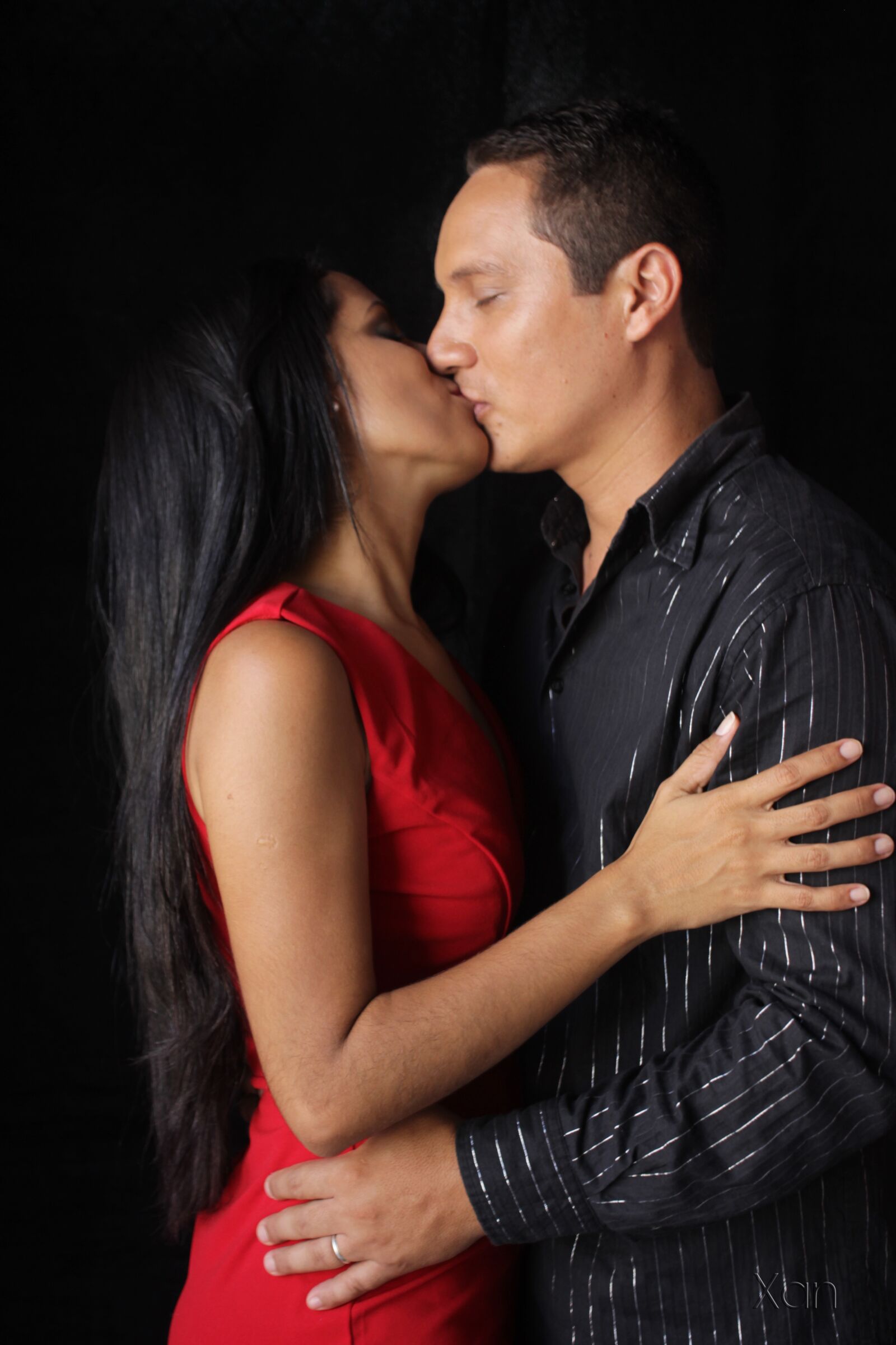 Canon EOS 600D (Rebel EOS T3i / EOS Kiss X5) sample photo. Casal, marriage, kiss photography