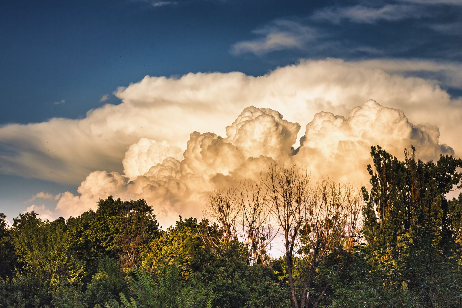 Canon EF-S 18-55mm F3.5-5.6 IS sample photo. Sky, clouds, thunderstorm photography