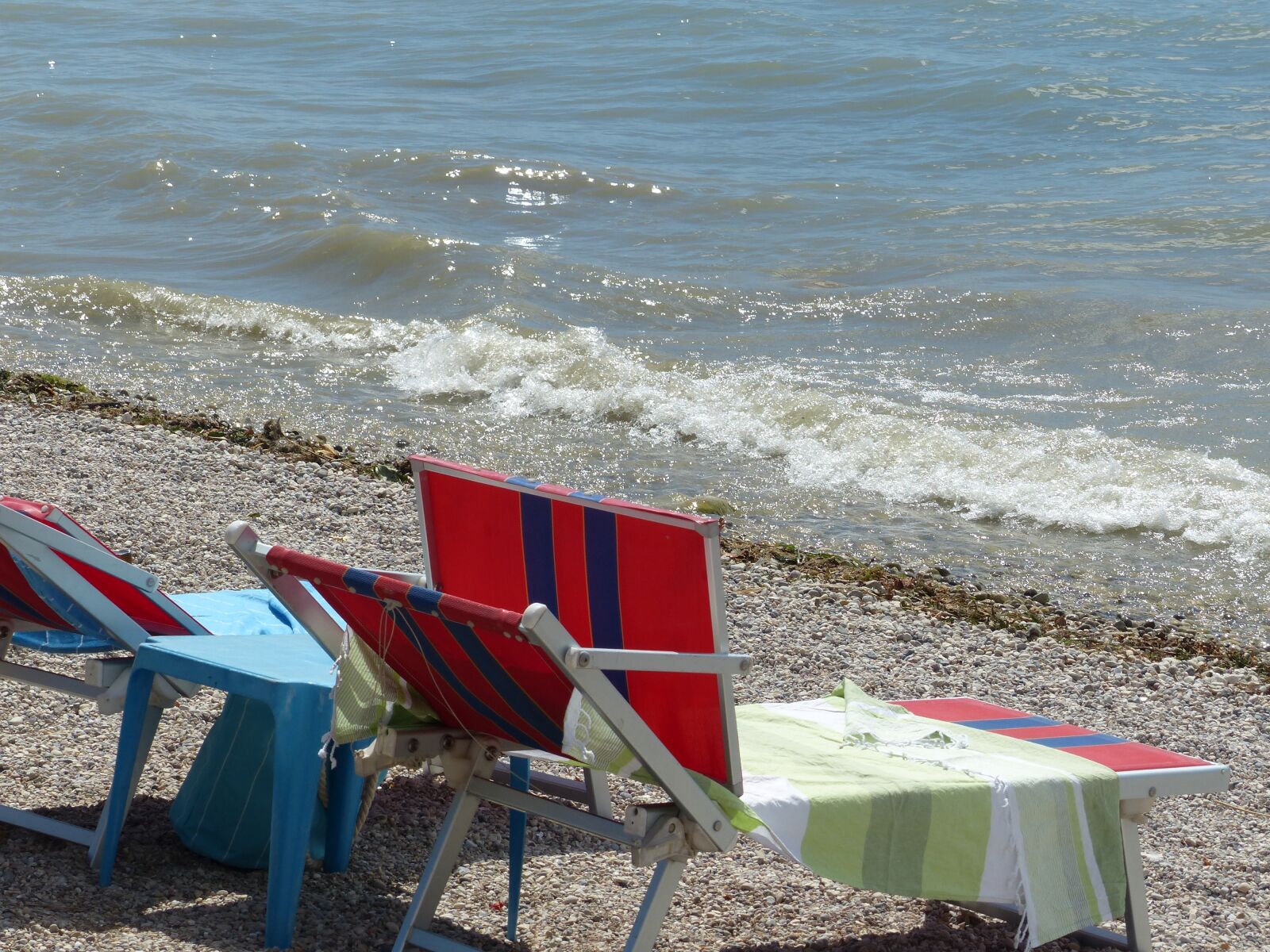 Panasonic Lumix DMC-FZ200 sample photo. Deck chair, idleness, relaxation photography