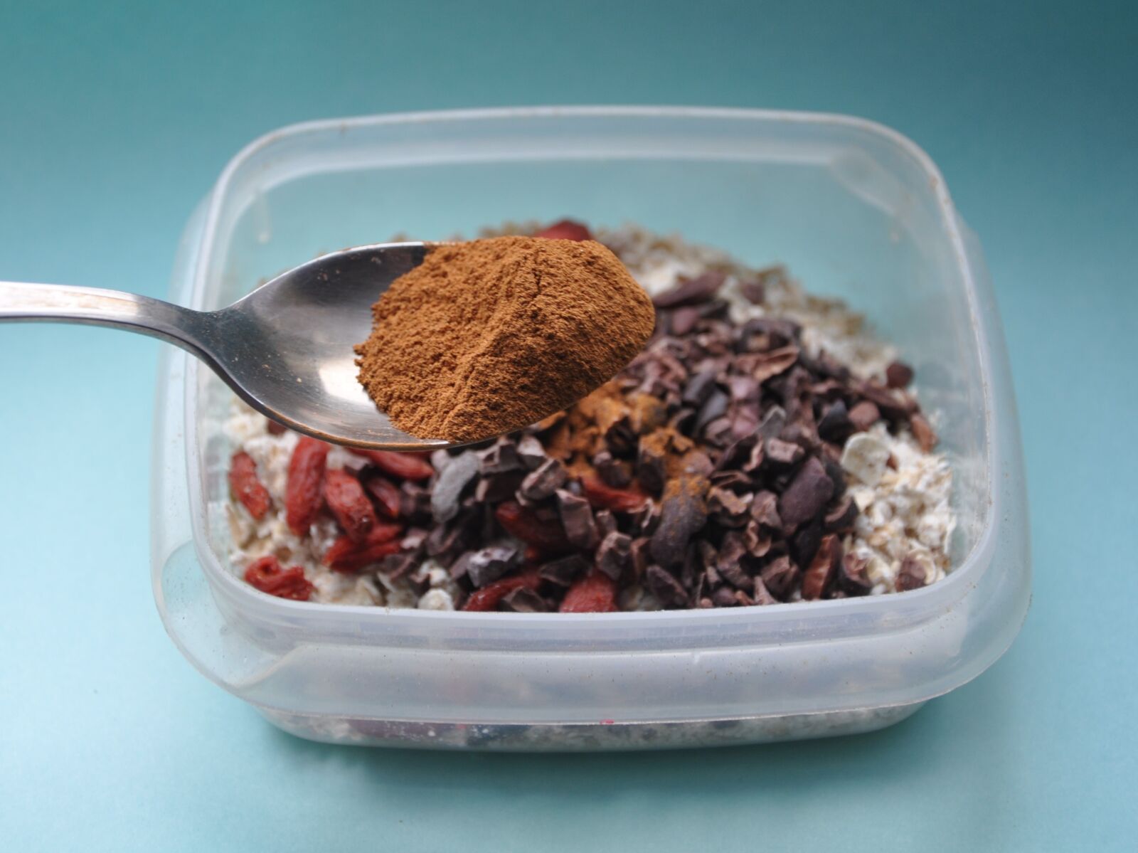 Nikon D90 sample photo. Cinnamon, powder, kitchen photography