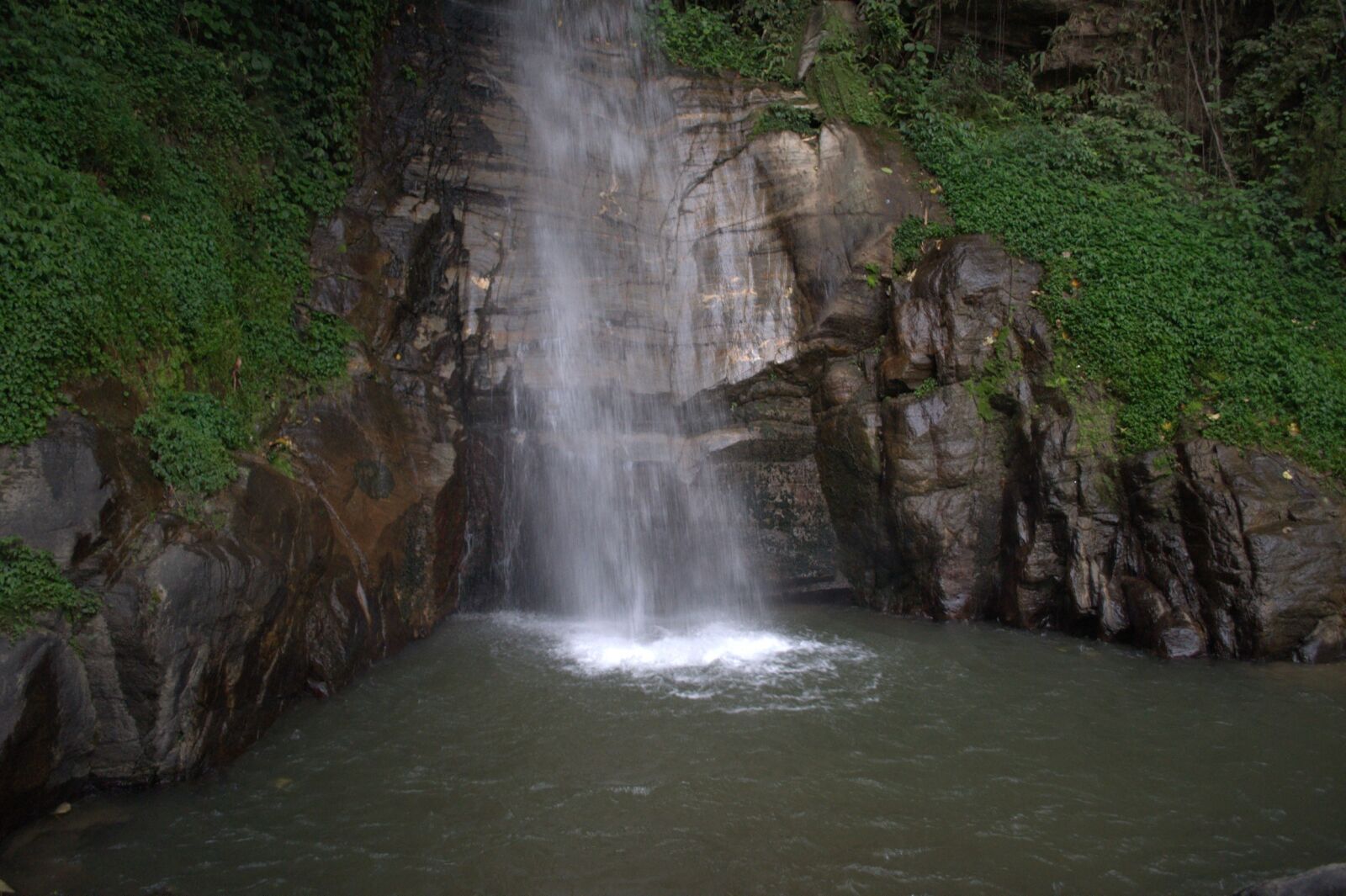 Nikon D5000 sample photo. Waterfall, gangtok, india photography