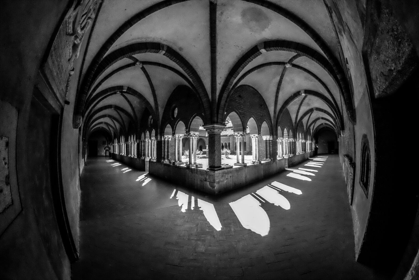 Fujifilm X-E2 sample photo. Arches, architecture, black, and photography
