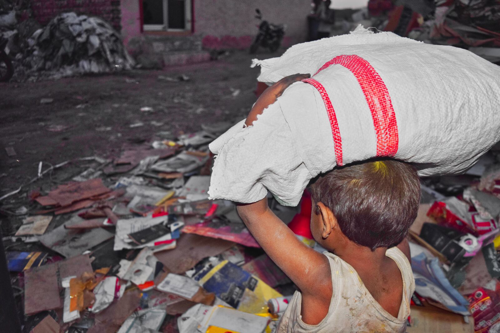 Nikon D3300 sample photo. Poor, child, labor photography