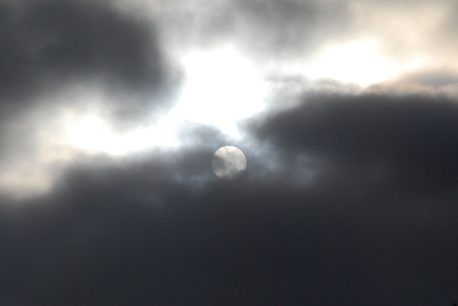 Nikon D60 sample photo. Moon, moonlight, dark photography