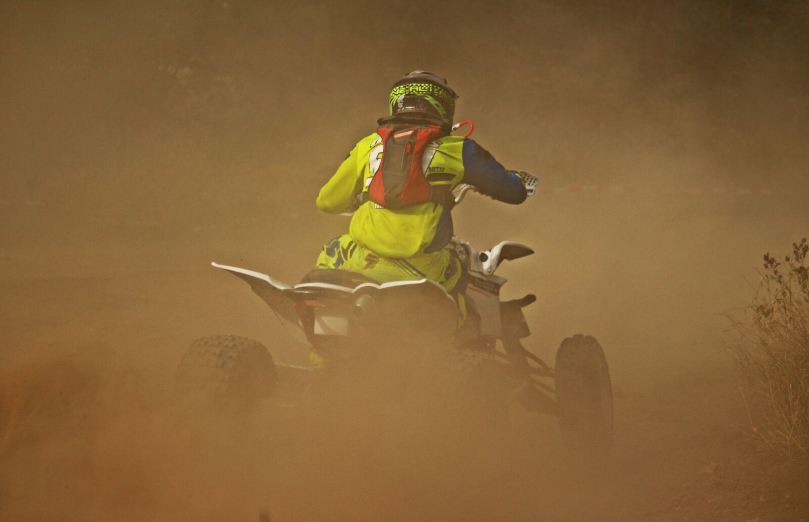 Canon EOS 100D (EOS Rebel SL1 / EOS Kiss X7) sample photo. Cross, motocross, quad photography
