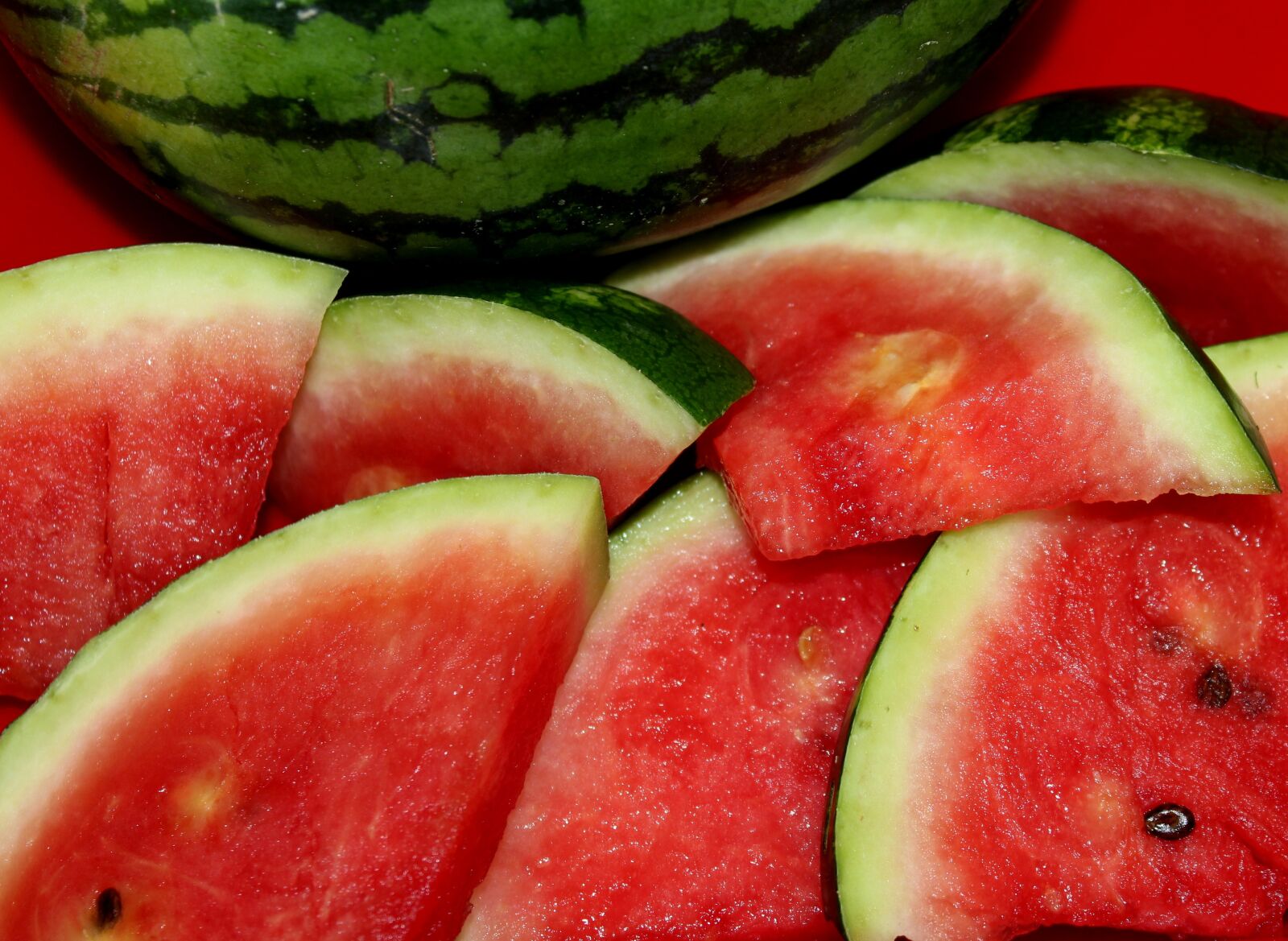Canon EOS 1200D (EOS Rebel T5 / EOS Kiss X70 / EOS Hi) sample photo. Watermelon, fruit, vitamins photography