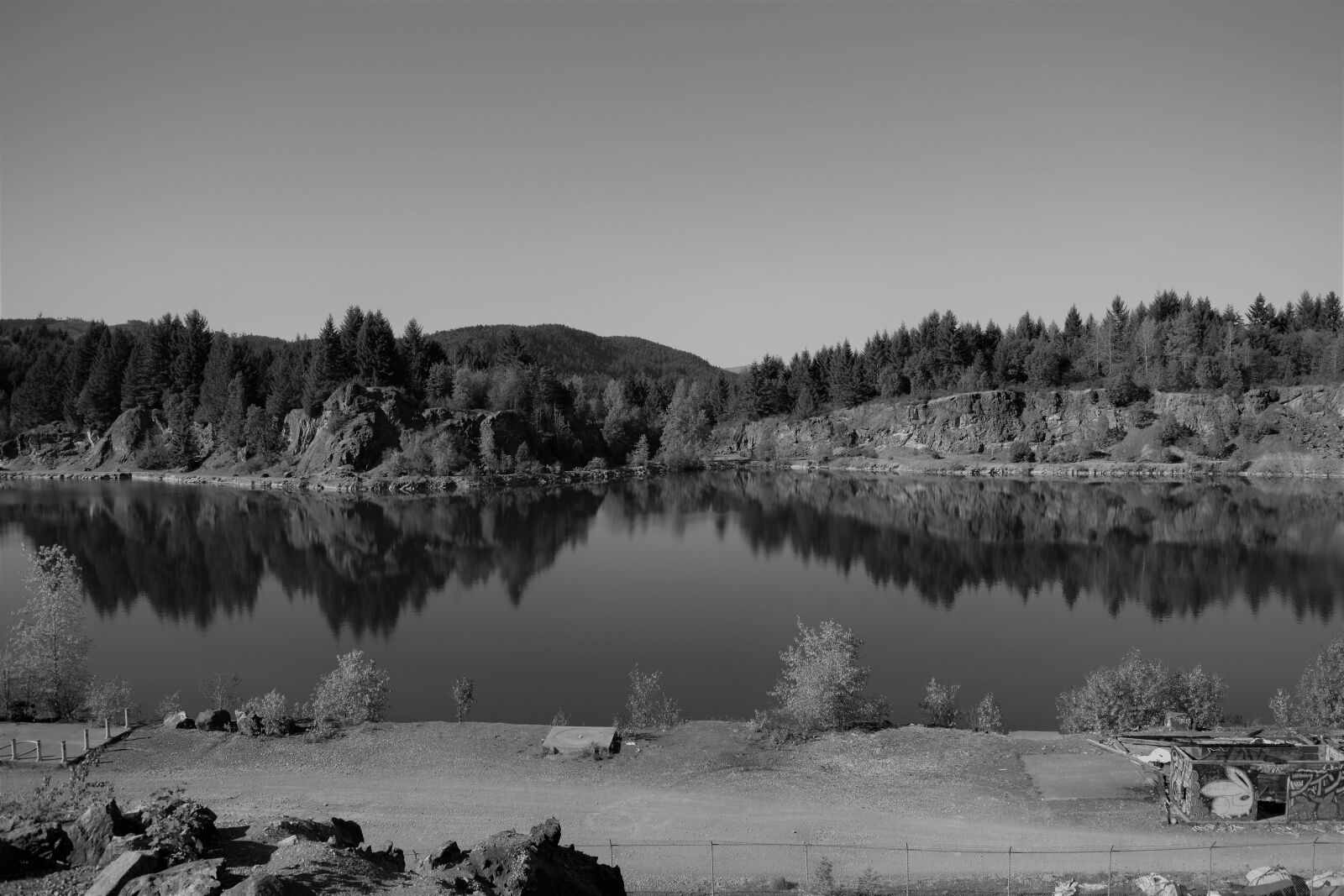 Nikon D5200 sample photo. Landscape, white, black photography