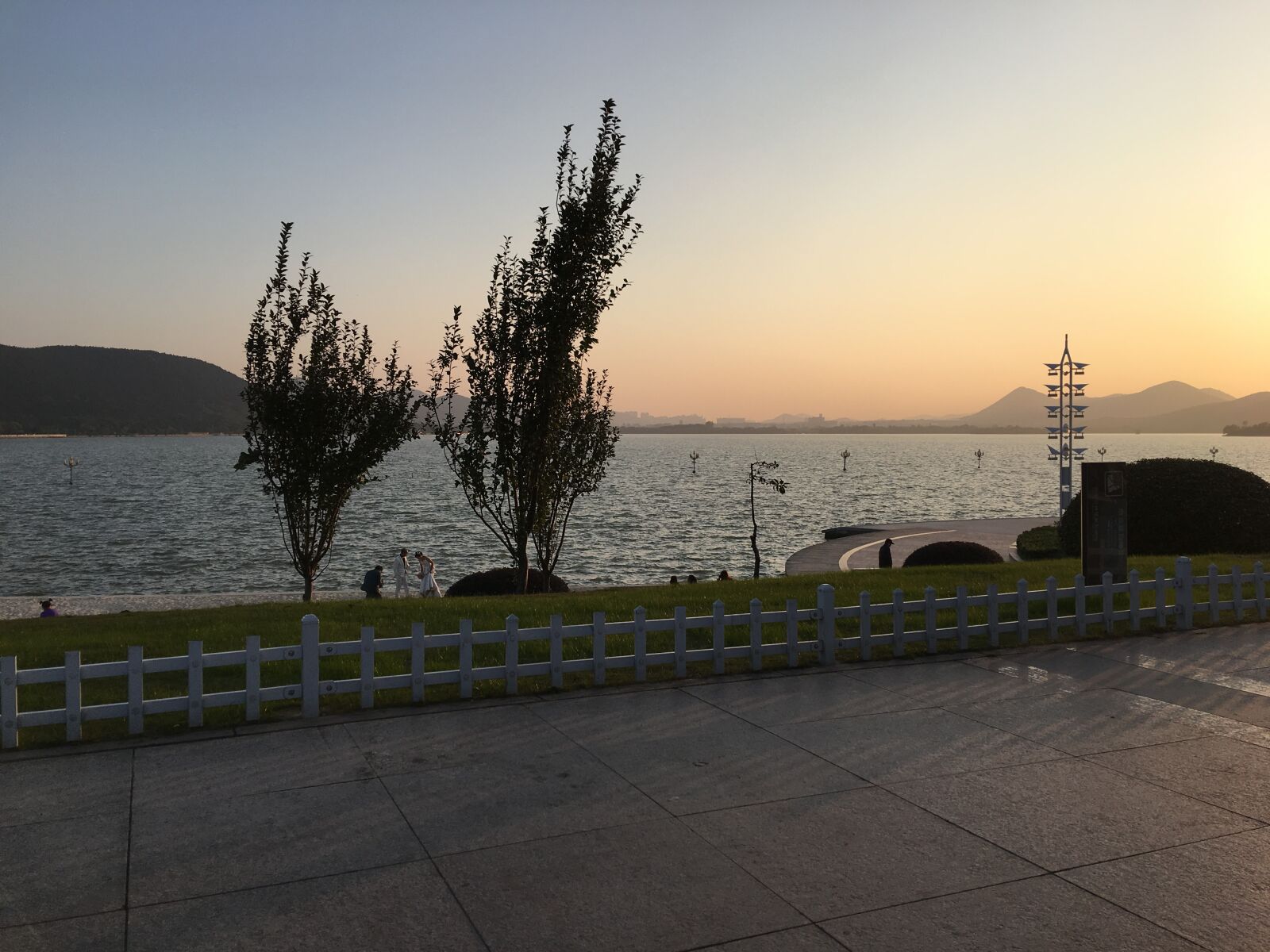 iPhone 6s Plus back camera 4.15mm f/2.2 sample photo