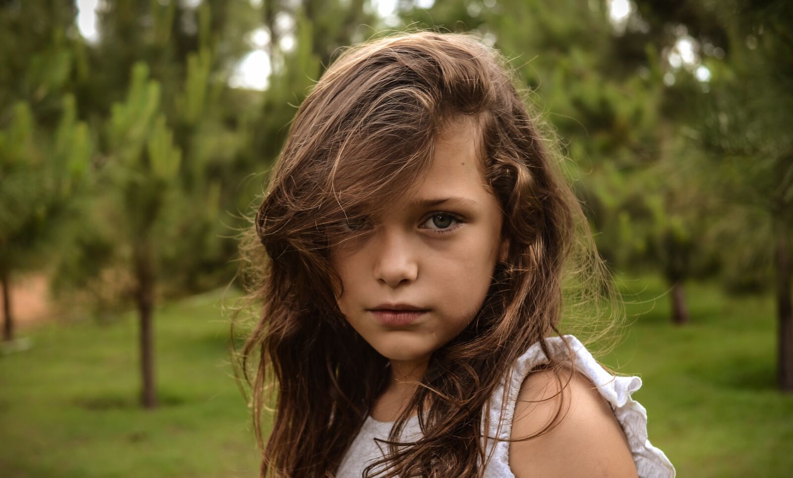Nikon D7000 sample photo. Child, look, girl photography