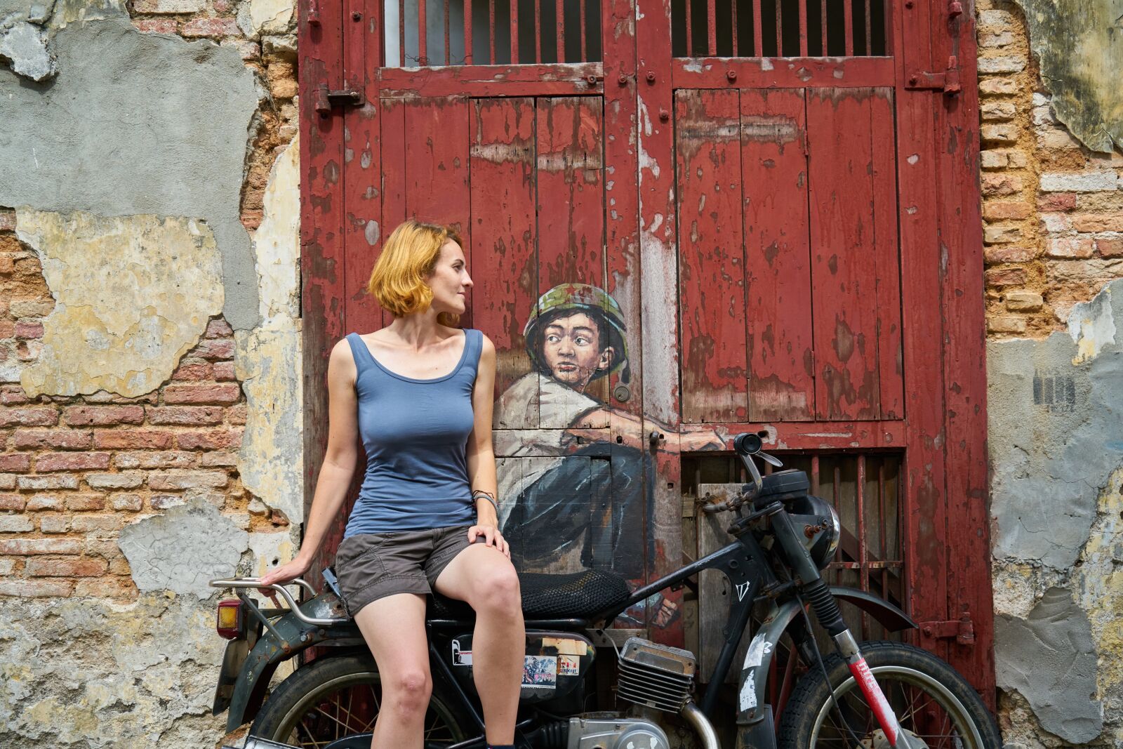 Sony a7R II sample photo. Woman, engine, model photography