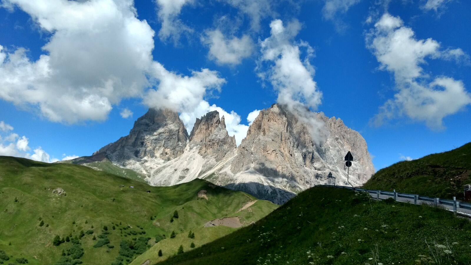 Motorola Moto G (4) sample photo. Clouds, italy, montagne, mountains photography