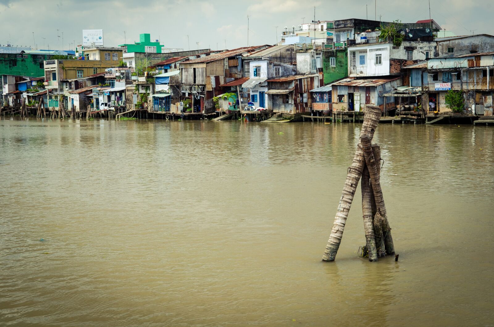 Nikon D7000 sample photo. Houses, poverty, poor photography